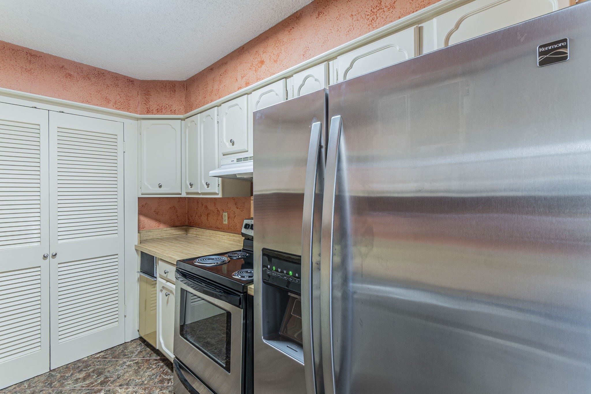 408 Hollyhill Lane, Denton, TX, 76205