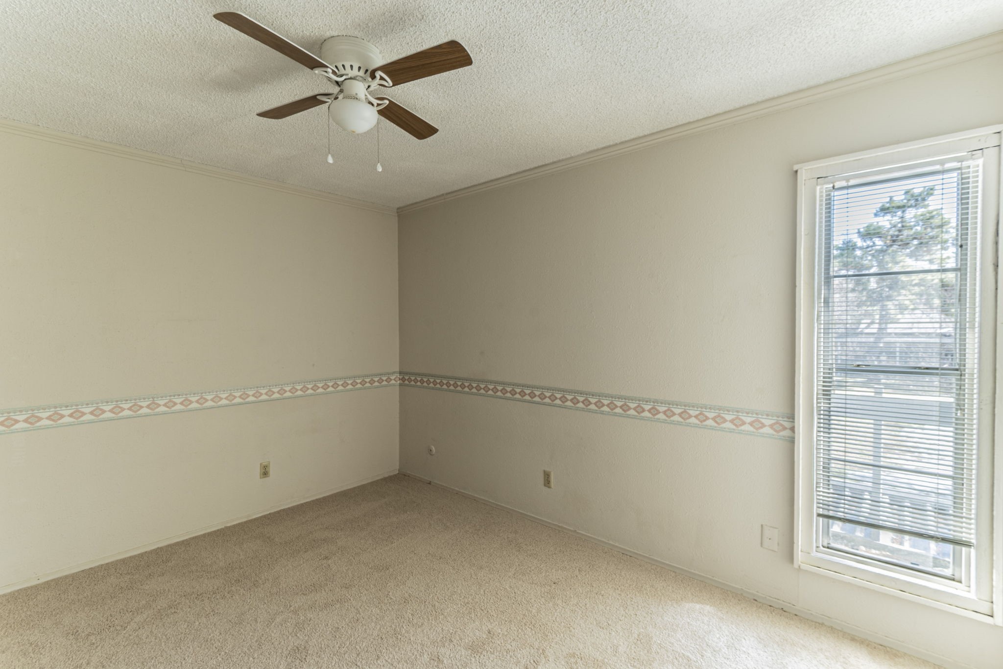 408 Hollyhill Lane, Denton, TX, 76205