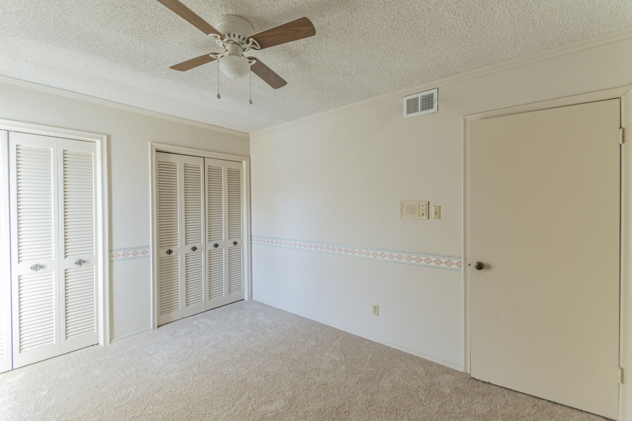 408 Hollyhill Lane, Denton, TX, 76205