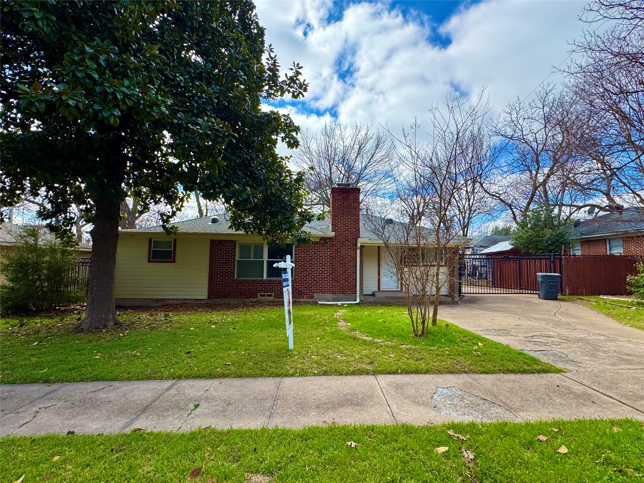 Property photo 01 of 6712 Timothy Drive, Dallas, TX 75227 | MLS #21169153