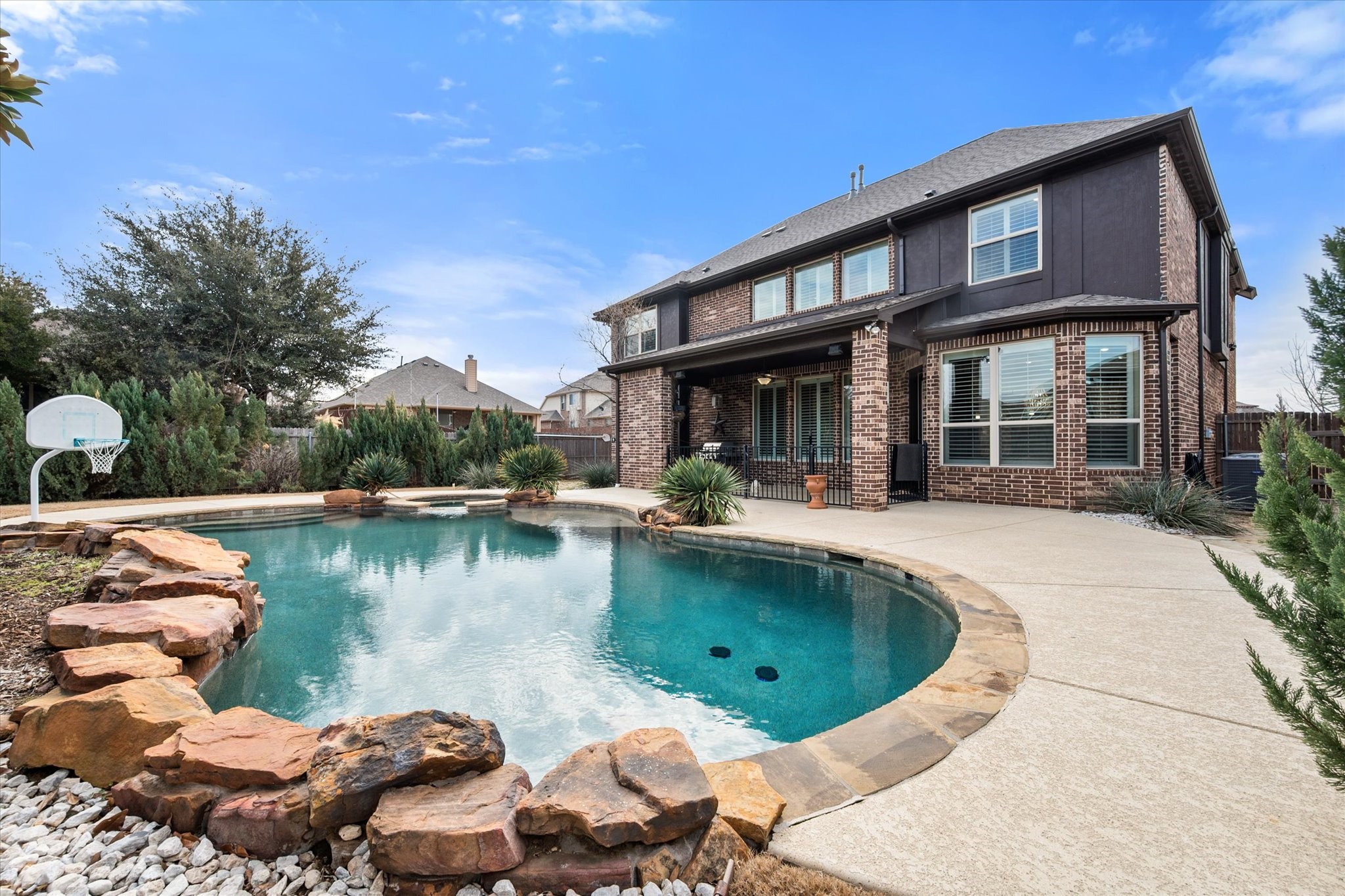 925 Sandy Hill, Burleson, TX, 76028