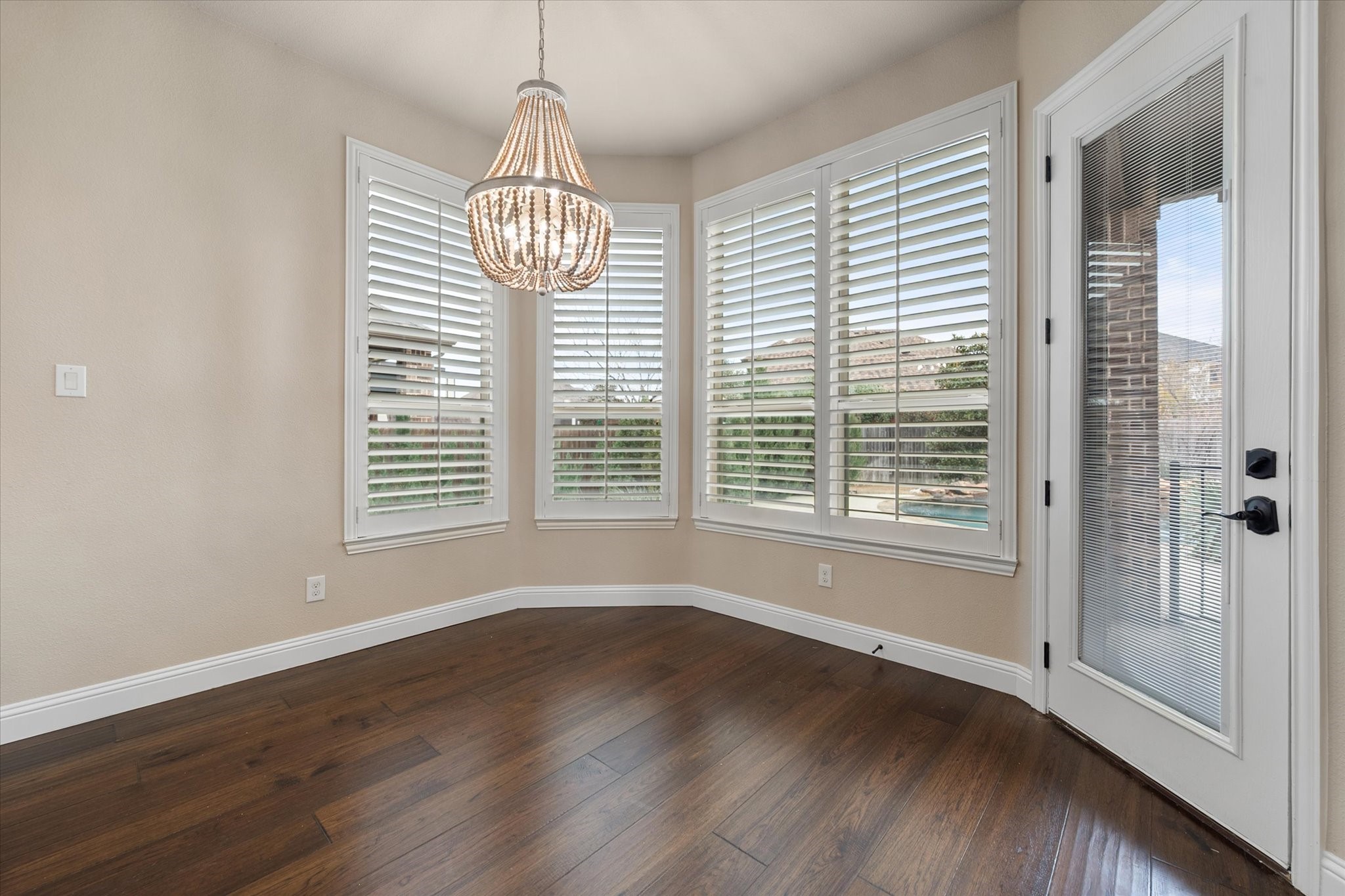 925 Sandy Hill, Burleson, TX, 76028