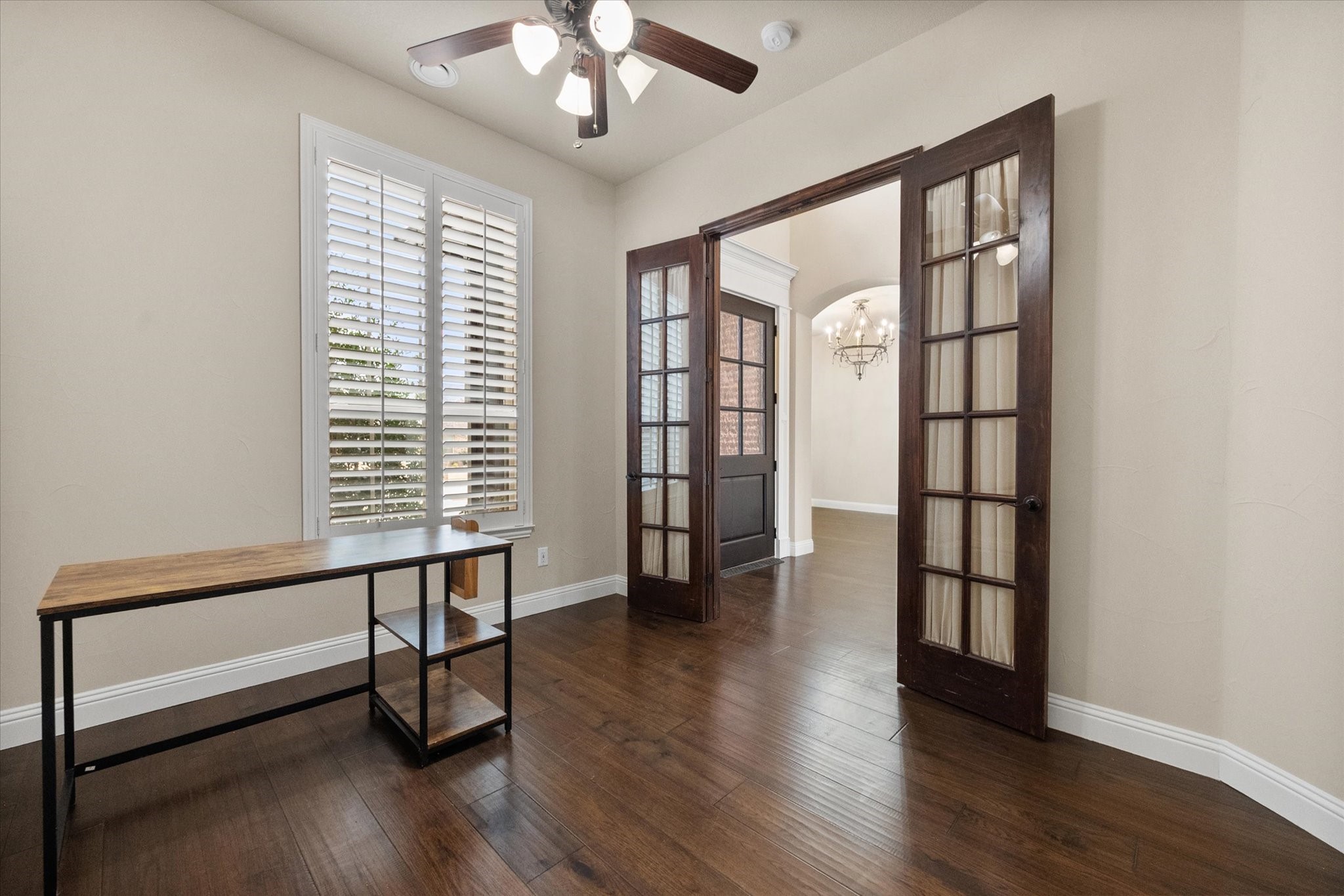925 Sandy Hill, Burleson, TX, 76028