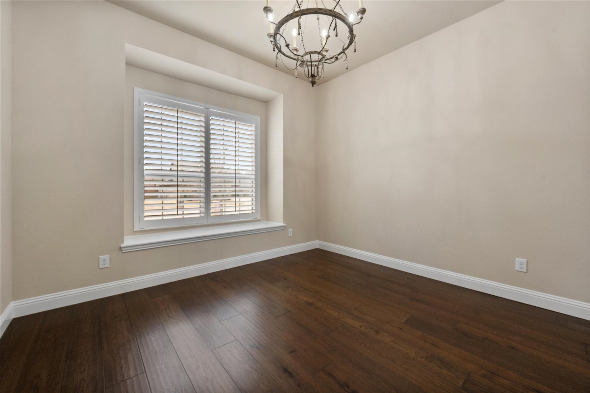 925 Sandy Hill, Burleson, TX, 76028