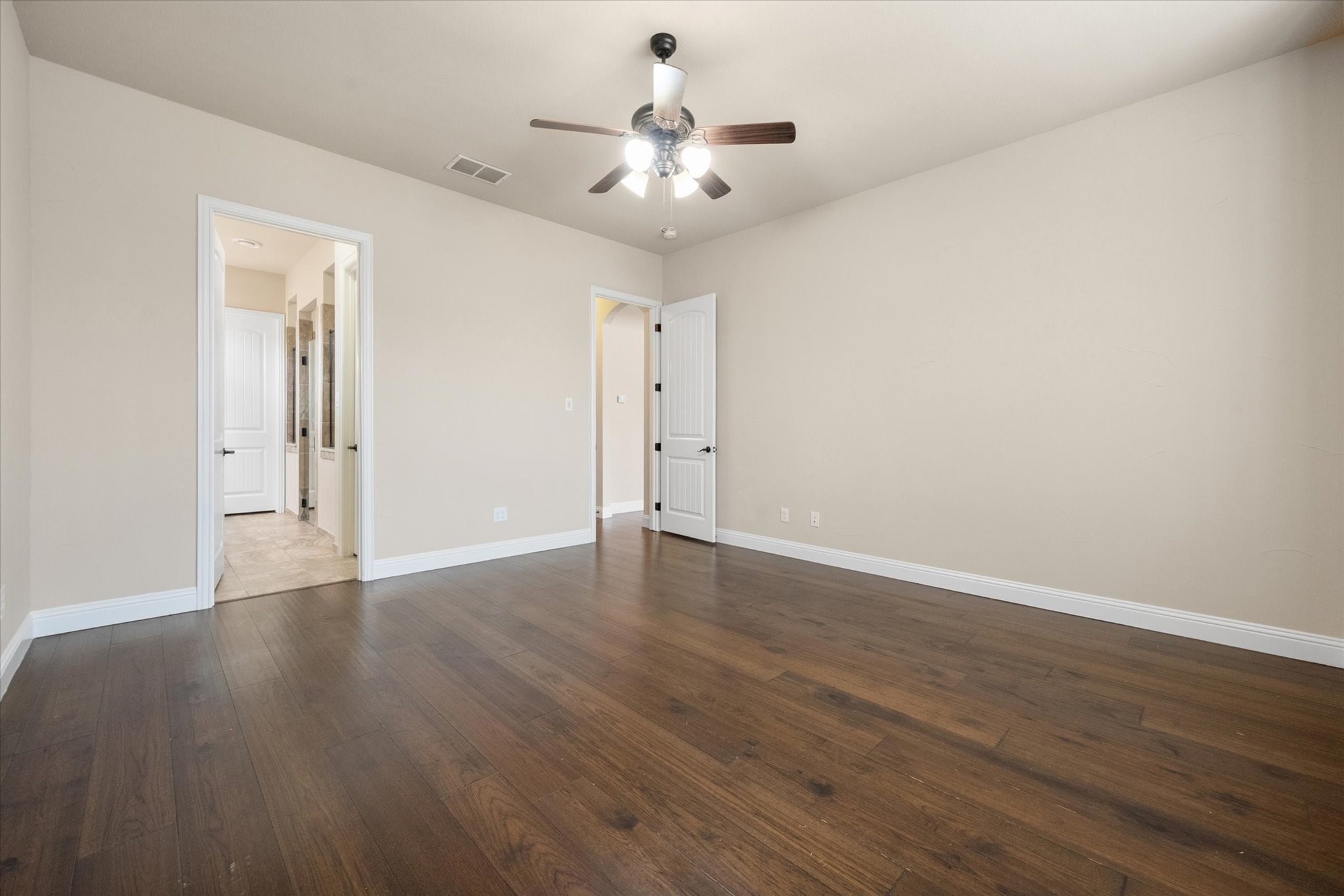 925 Sandy Hill, Burleson, TX, 76028