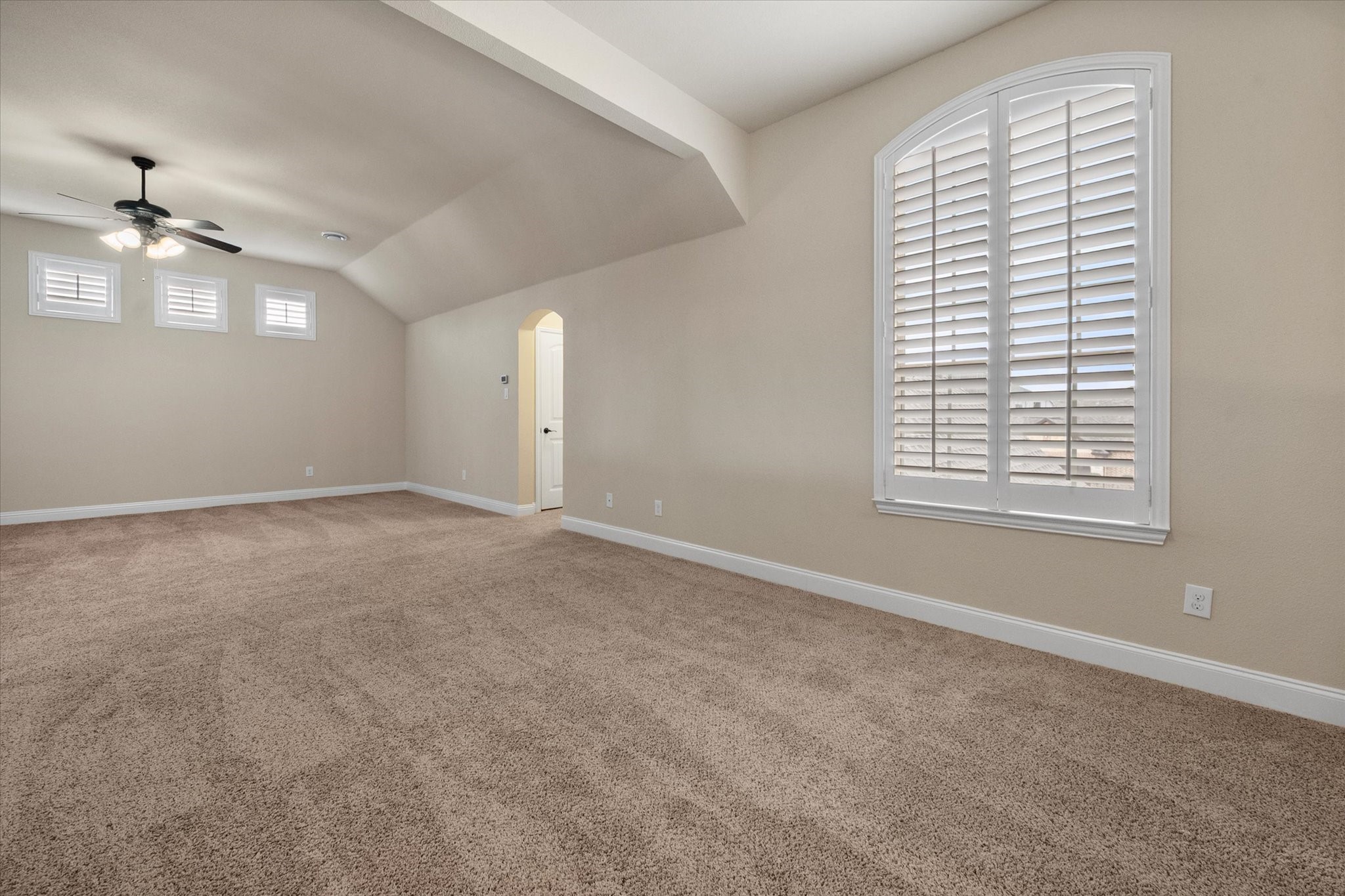 925 Sandy Hill, Burleson, TX, 76028