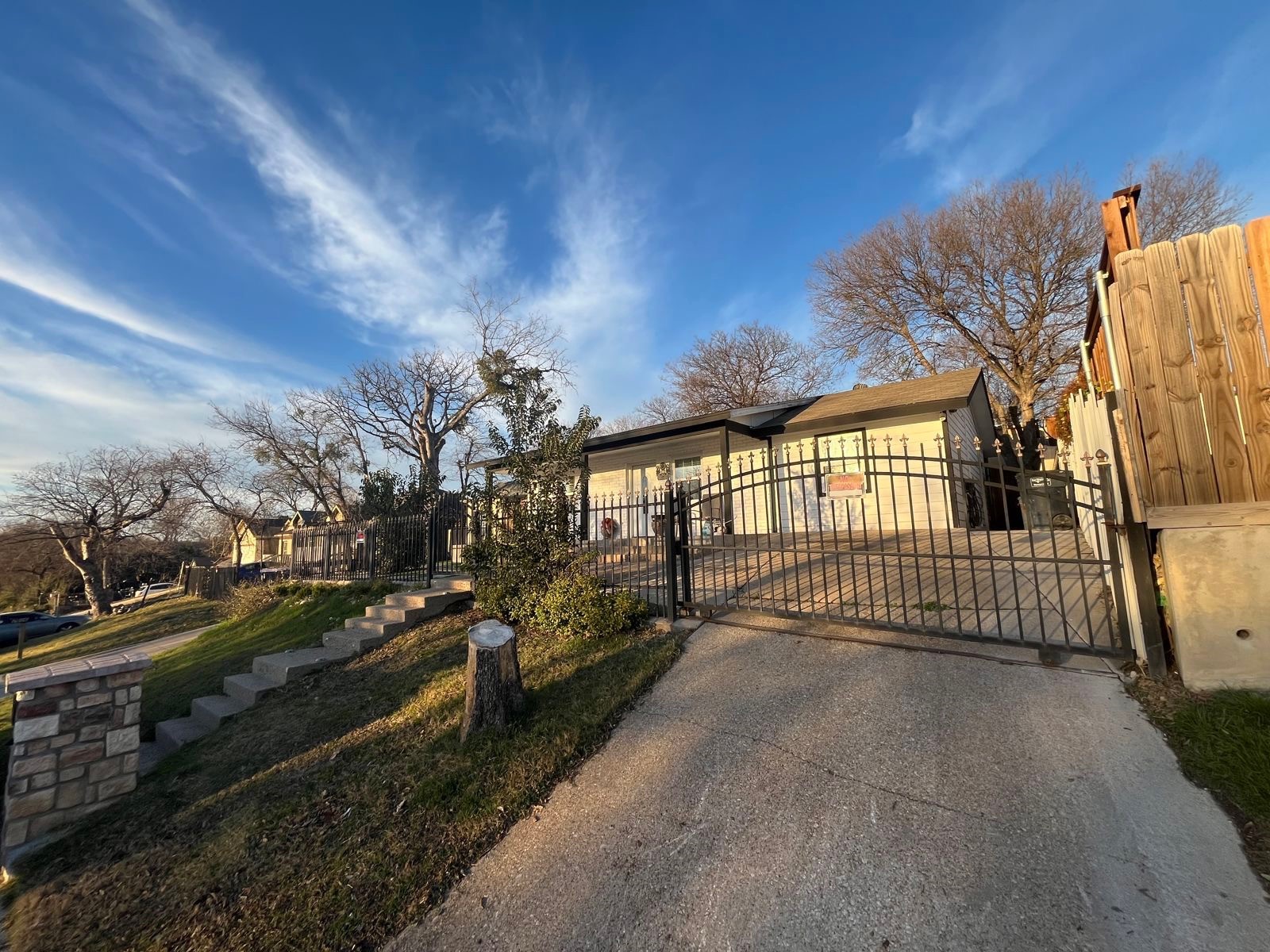 2804 19th Street, Fort Worth, TX, 76106