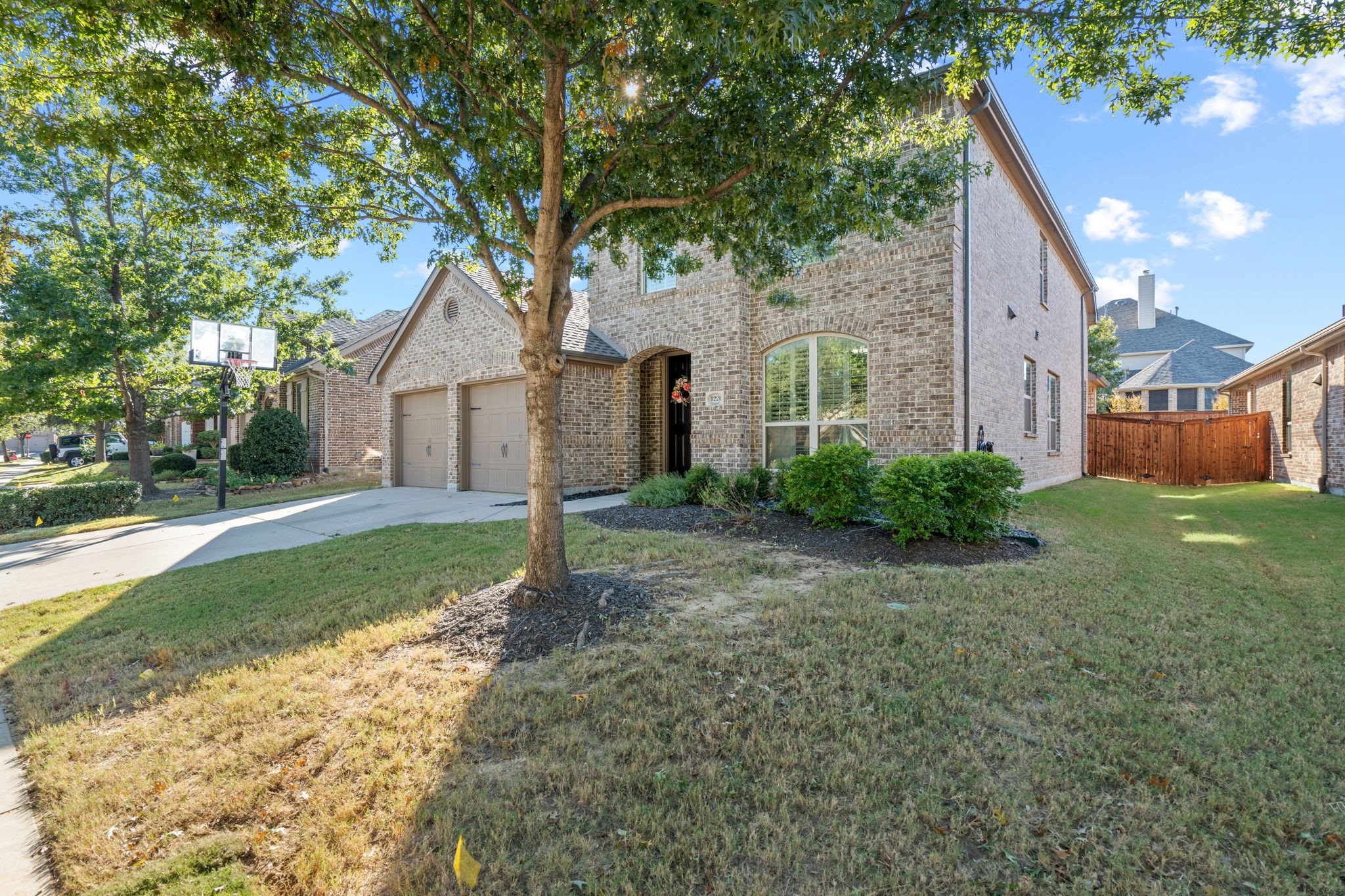Property photo 01 of 8221 Bayberry Avenue, Lantana, TX 76226 | MLS #21170308