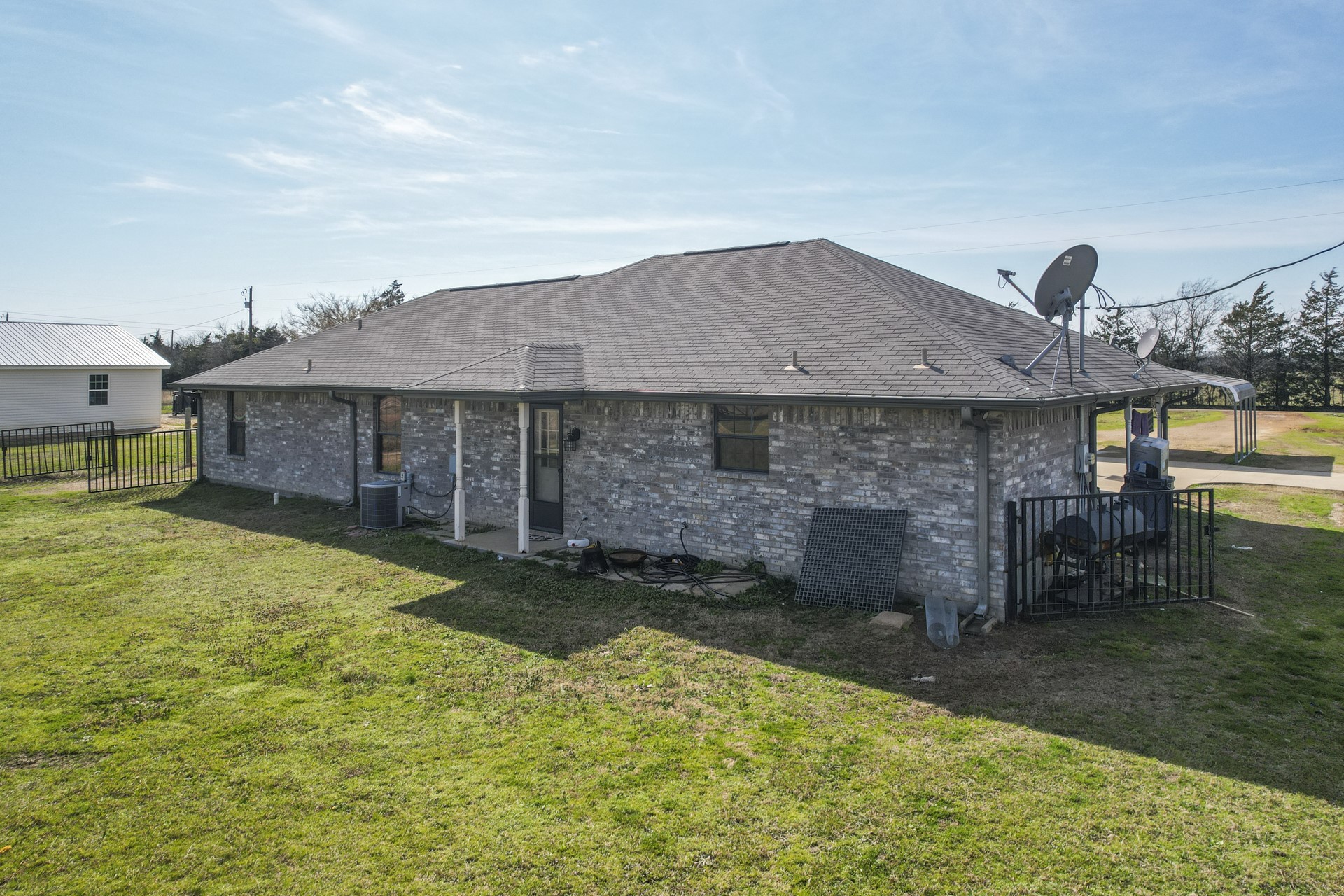 1960 County Road 1030, Mount Vernon, TX, 75457