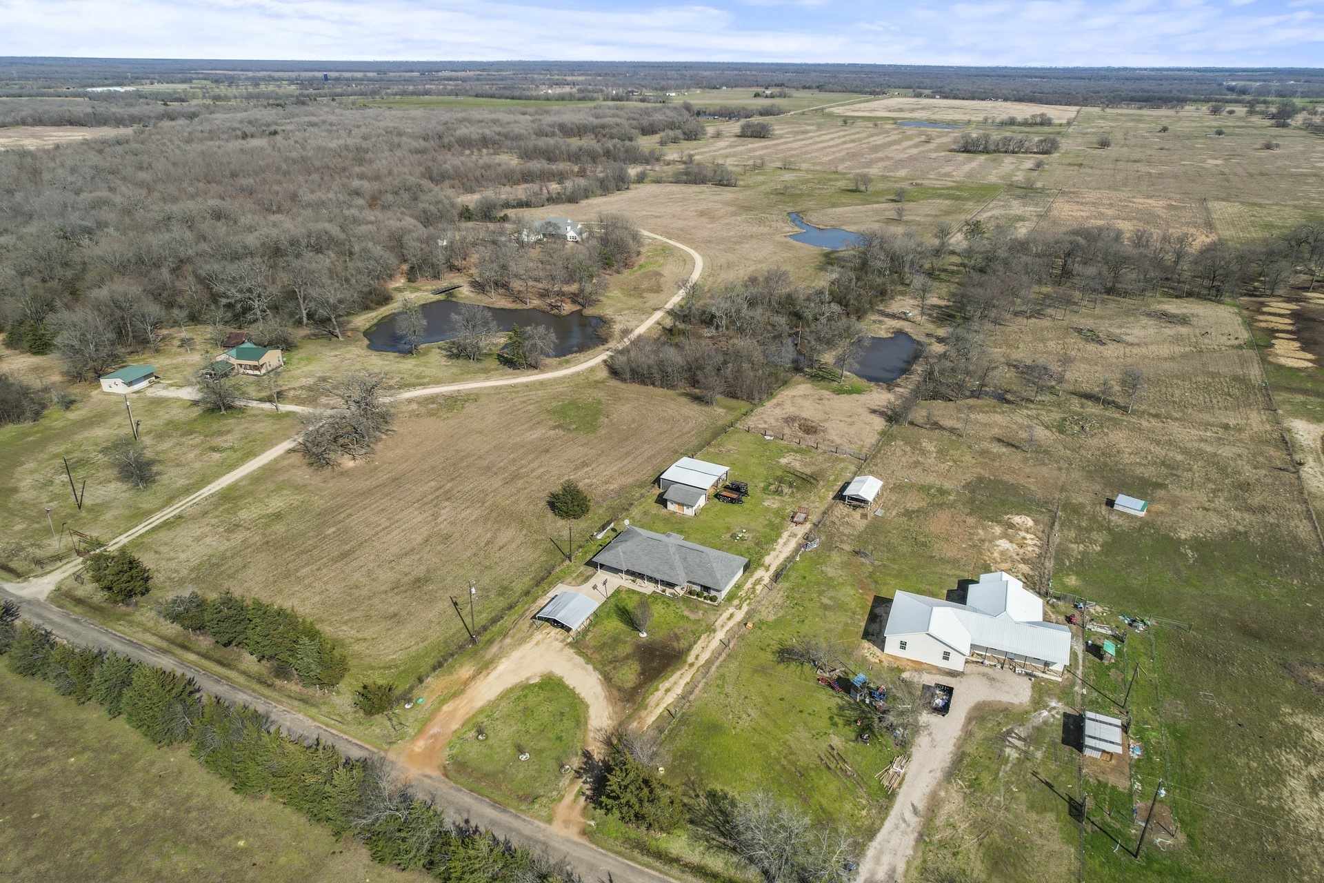 1960 County Road 1030, Mount Vernon, TX, 75457