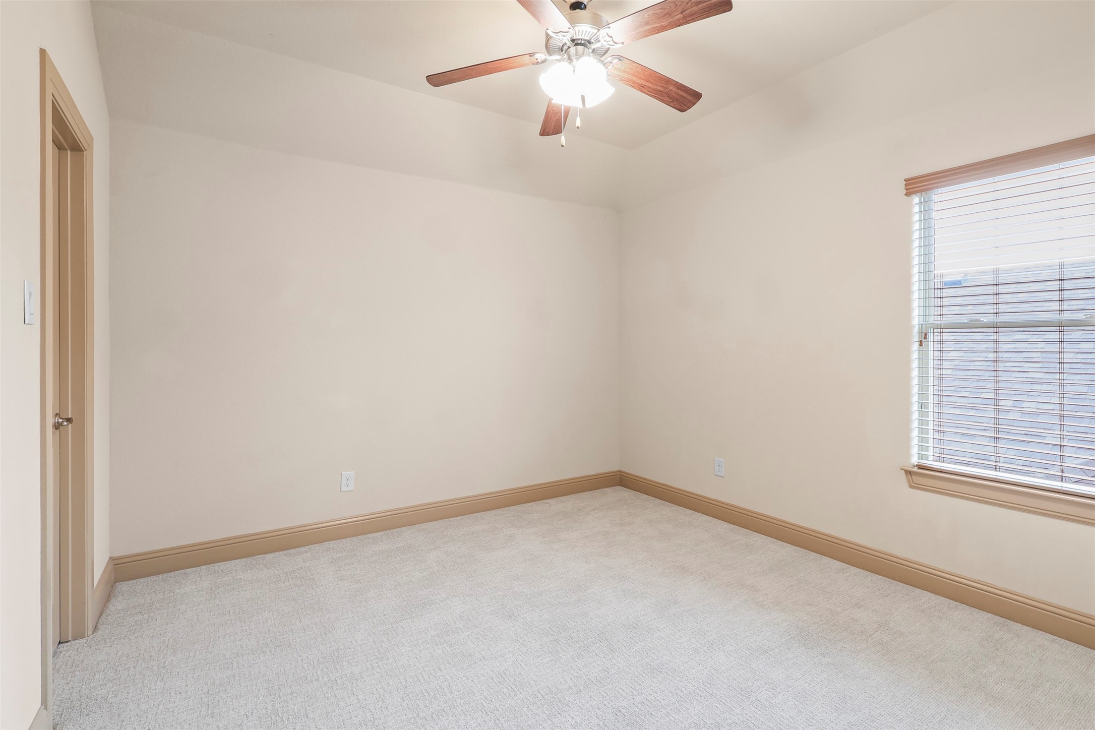 437 Middleton Drive, Roanoke, TX, 76262