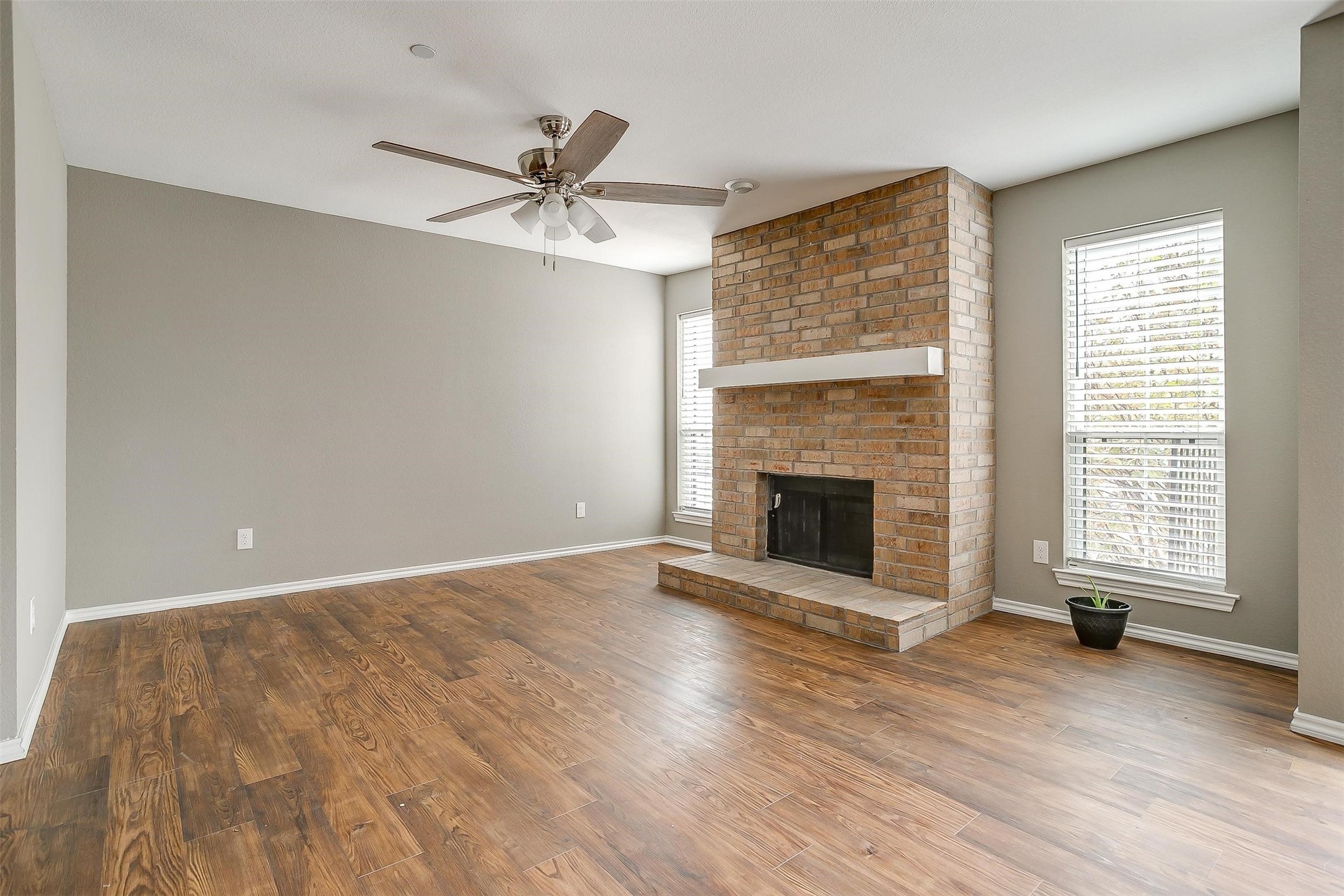 5806 Marvin Loving Drive UNIT&nbsp;212, Garland, TX, 75043