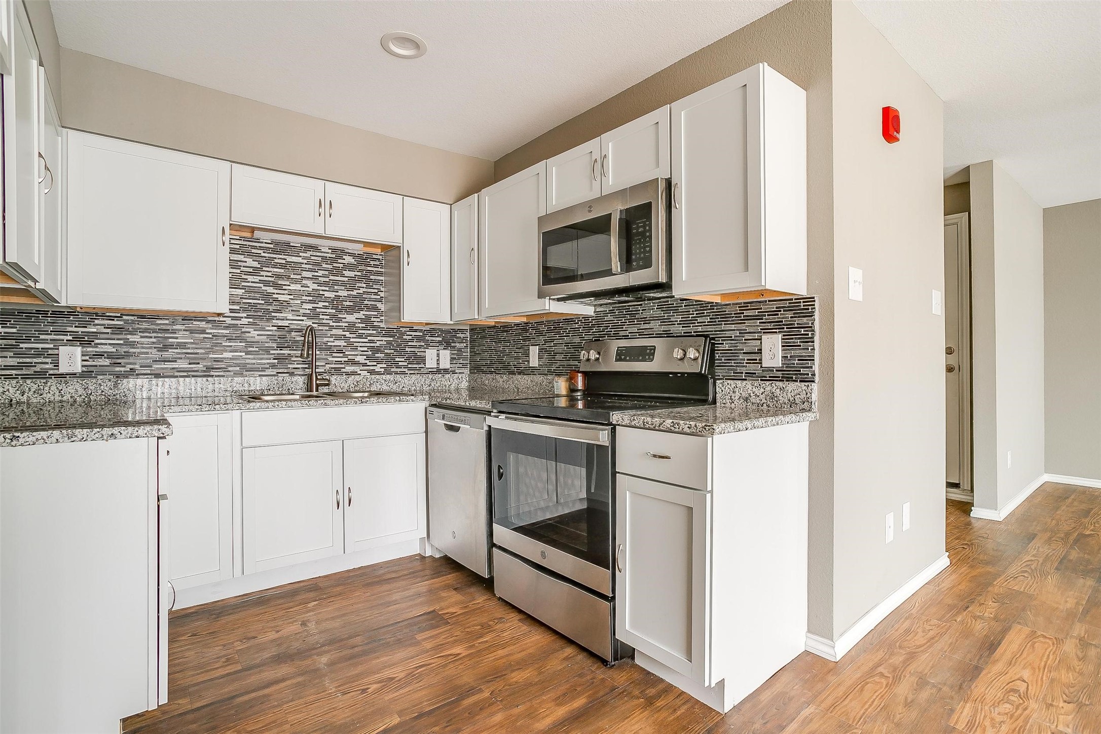 5806 Marvin Loving Drive UNIT&nbsp;212, Garland, TX, 75043