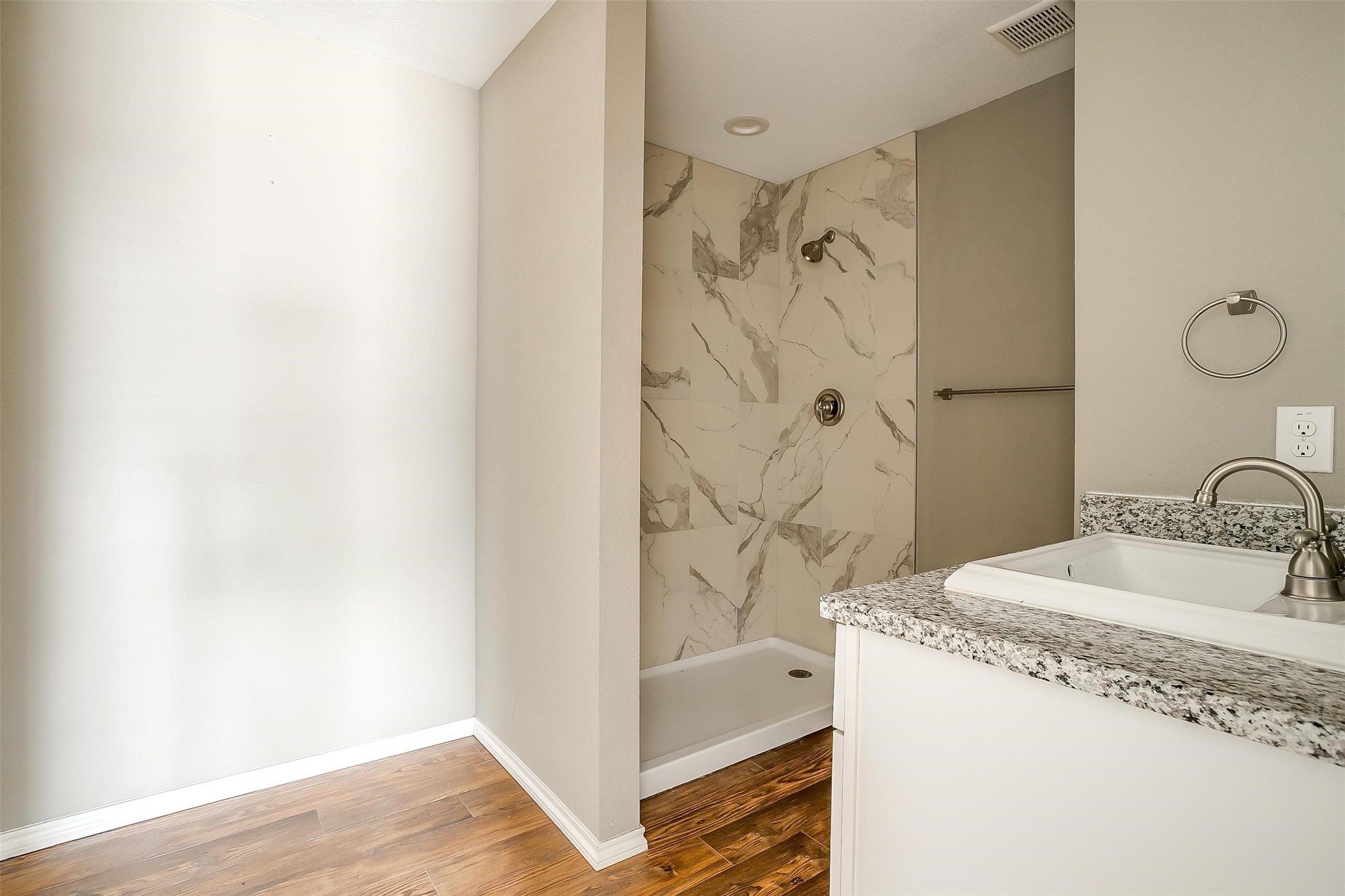 5806 Marvin Loving Drive UNIT&nbsp;212, Garland, TX, 75043