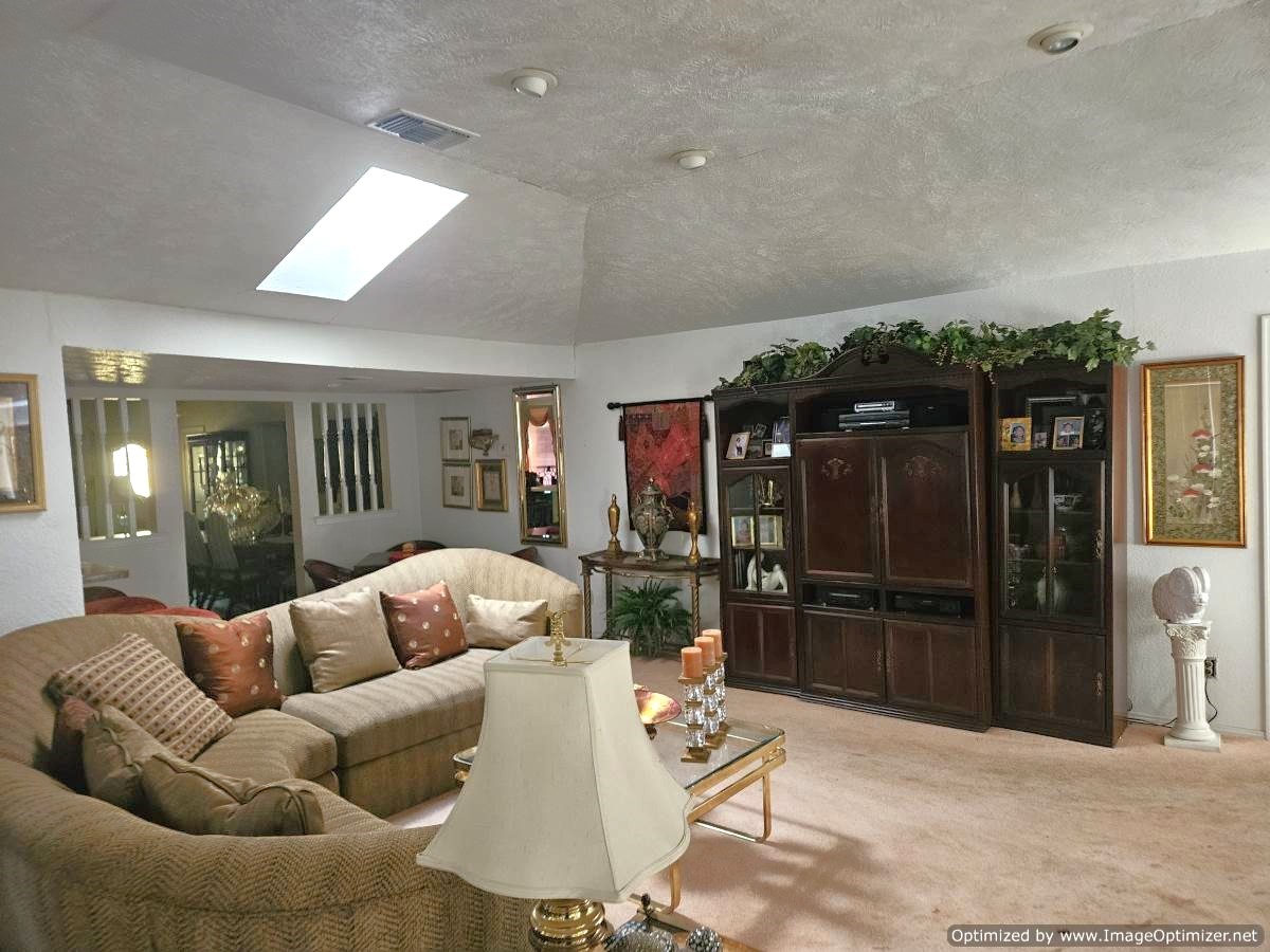 Property photo 02 of 7510 Ridgewick Drive, Dallas, TX 75217 | MLS #21170926