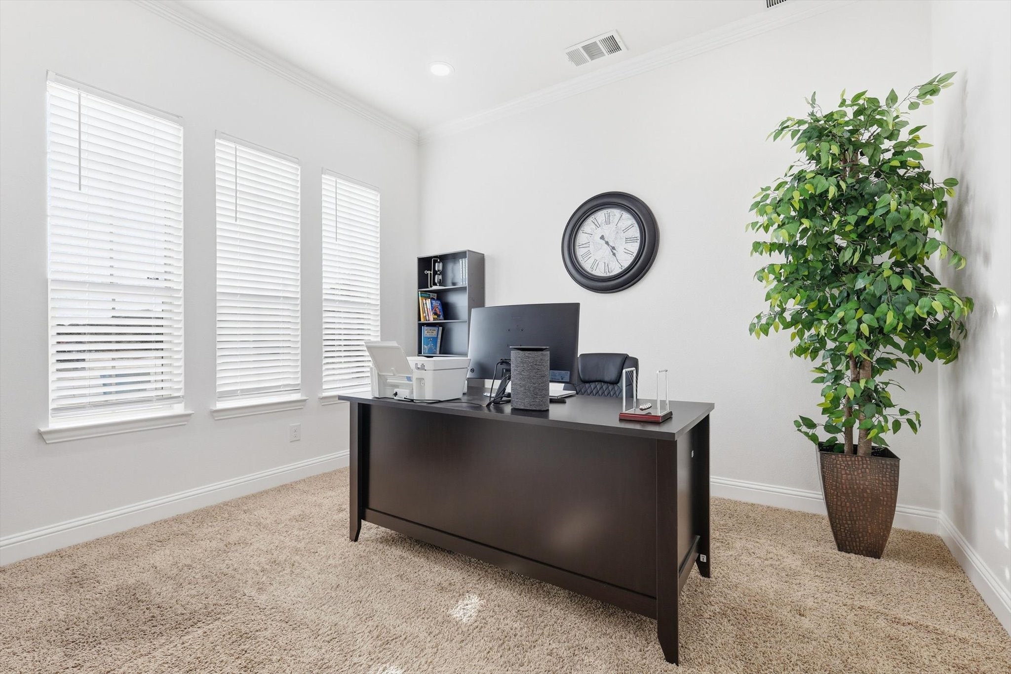 Property photo 04 of 1706 Texas Hills Court, Allen, TX 75013 | MLS #21171078