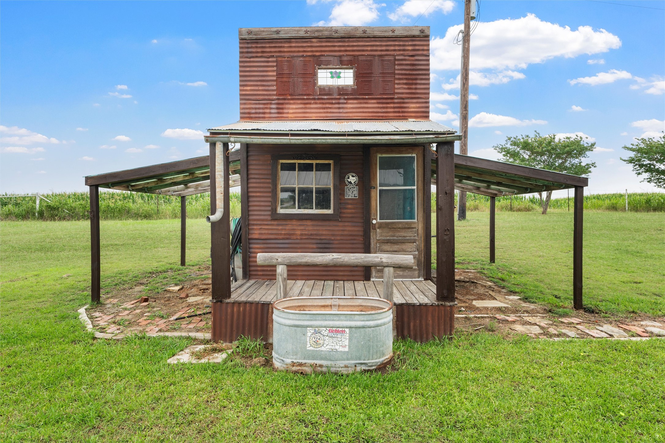 3057 Holy Road, Abbott, TX, 76621