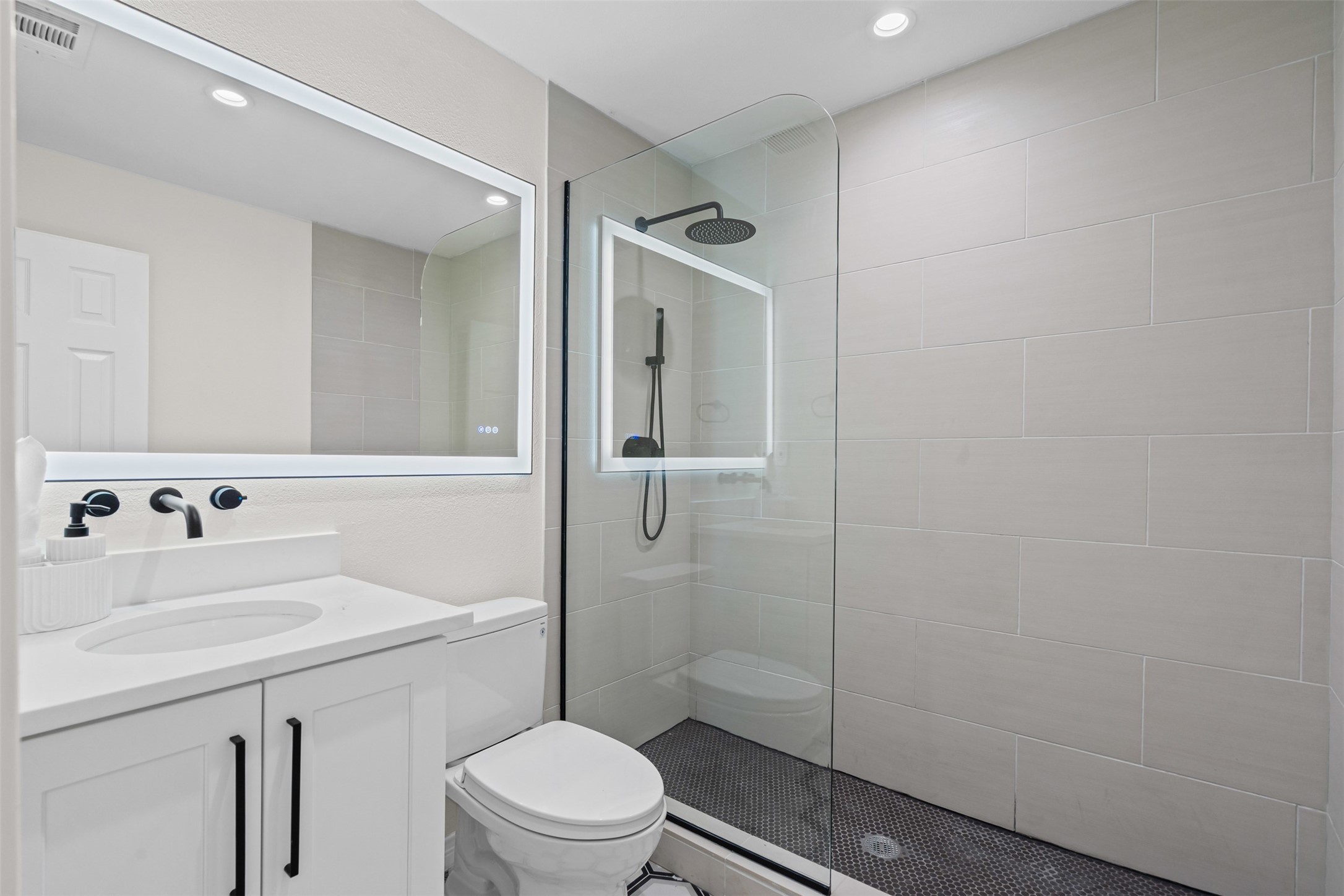 2 Parliament Place, Dallas, TX, 75225