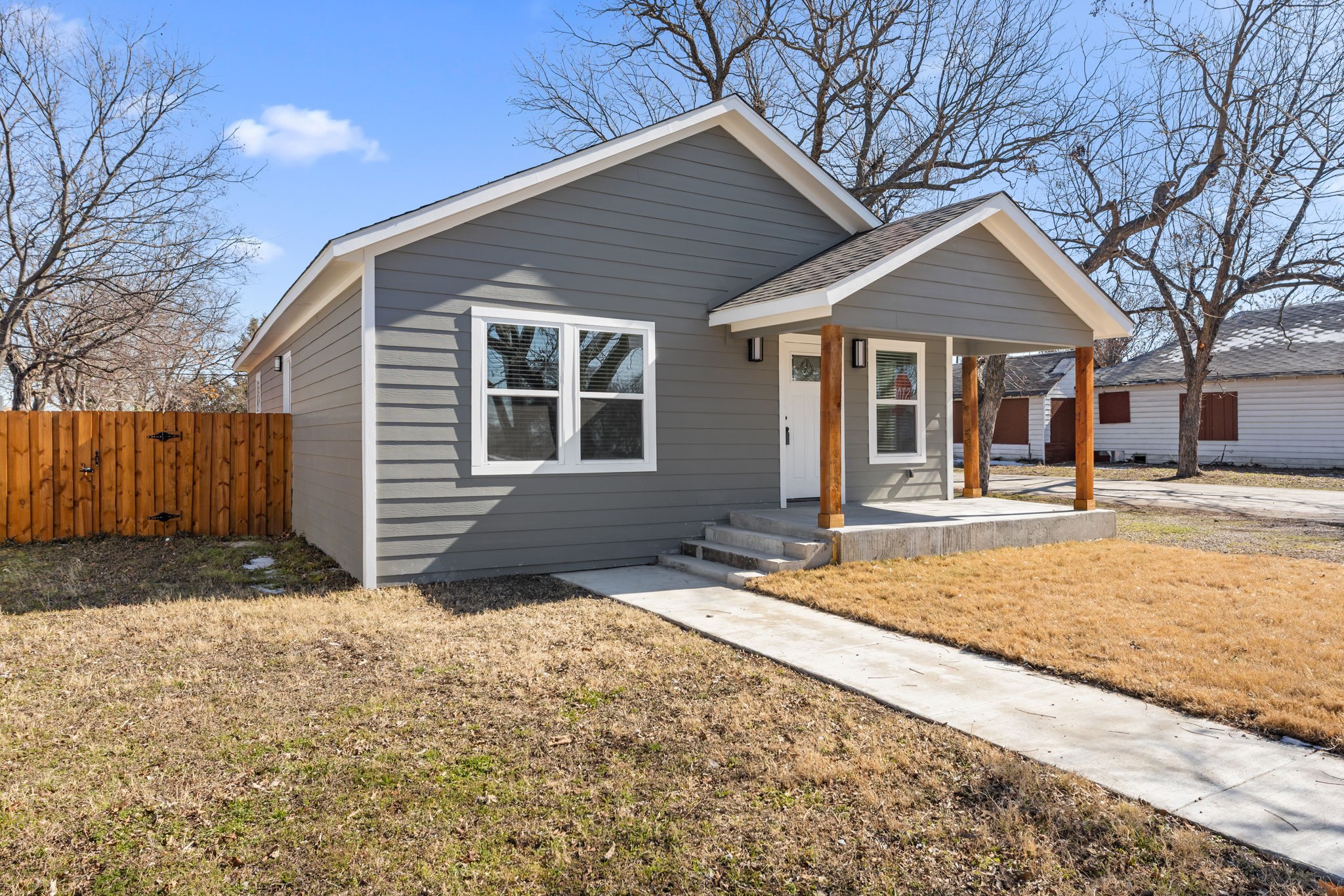 2330 Idaho Avenue, Dallas, TX, 75216