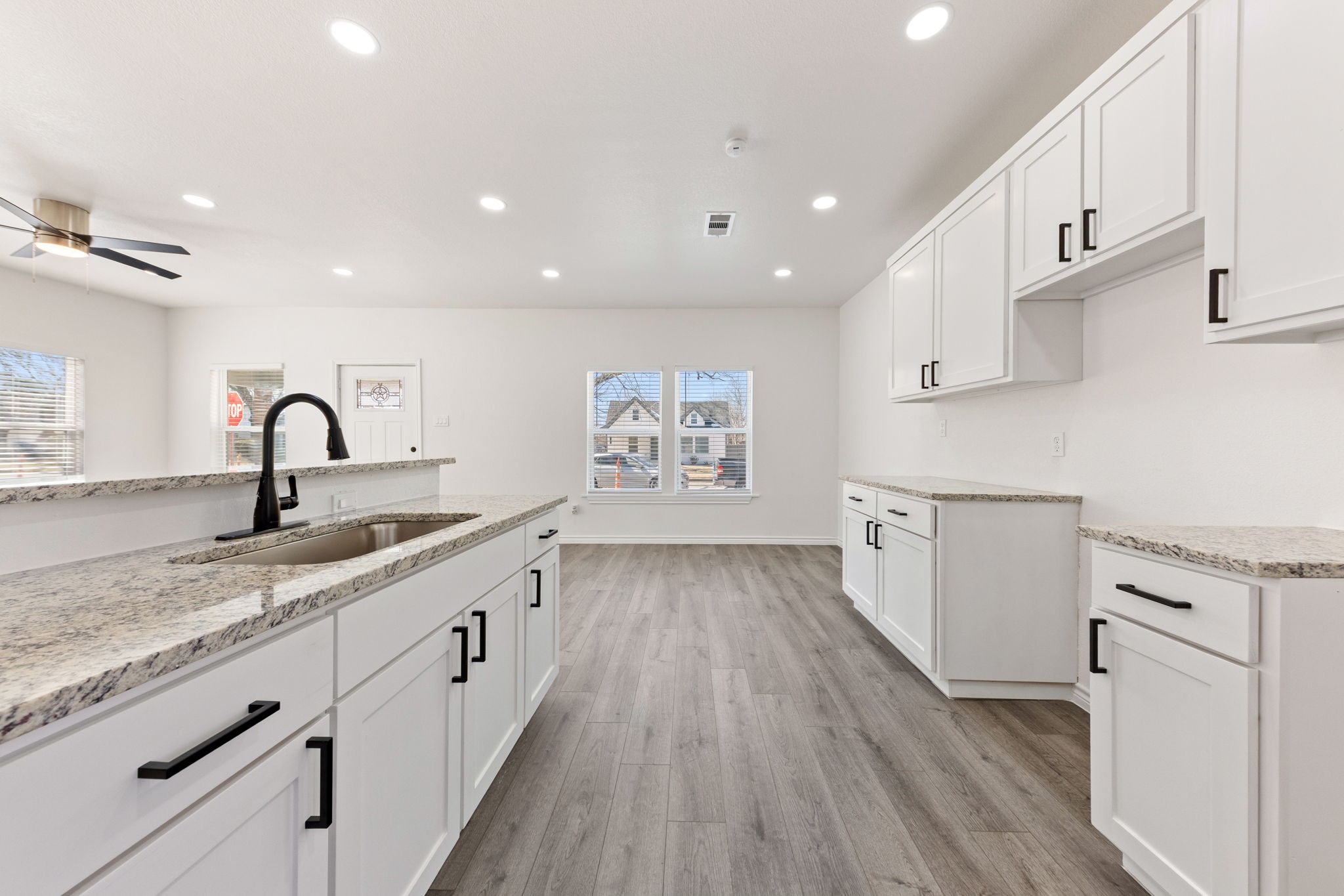 2330 Idaho Avenue, Dallas, TX, 75216