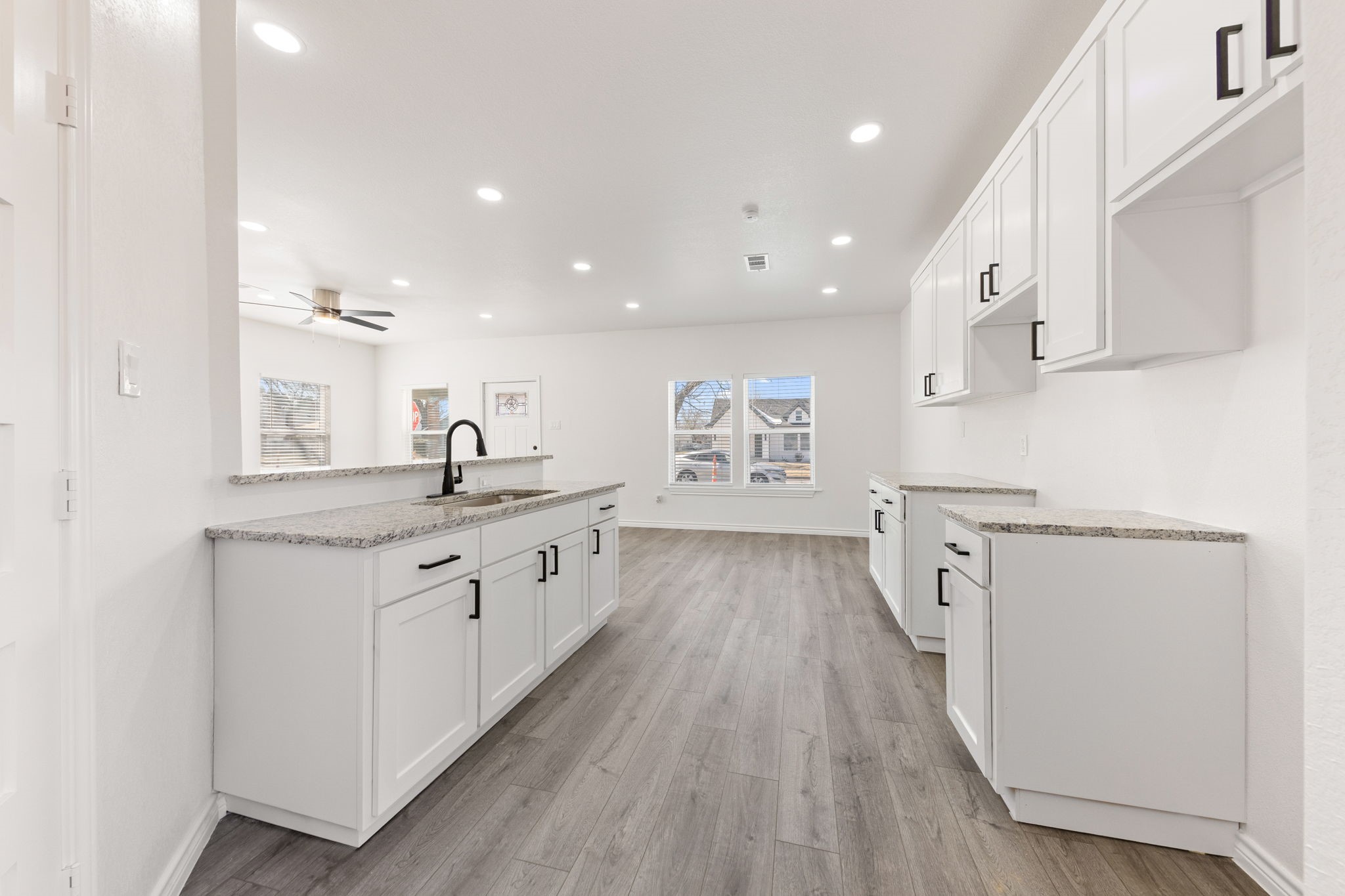 2330 Idaho Avenue, Dallas, TX, 75216