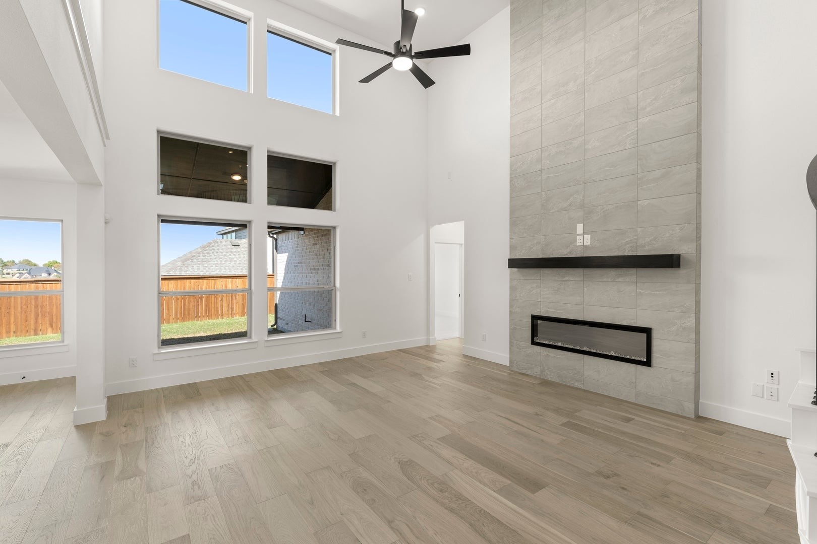 813 Golden Galaxy Way, Lucas, TX, 75098