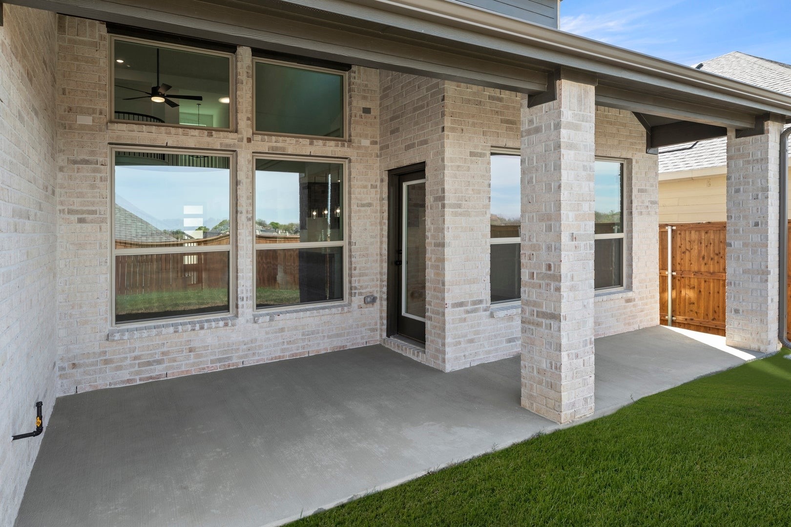 813 Golden Galaxy Way, Lucas, TX, 75098