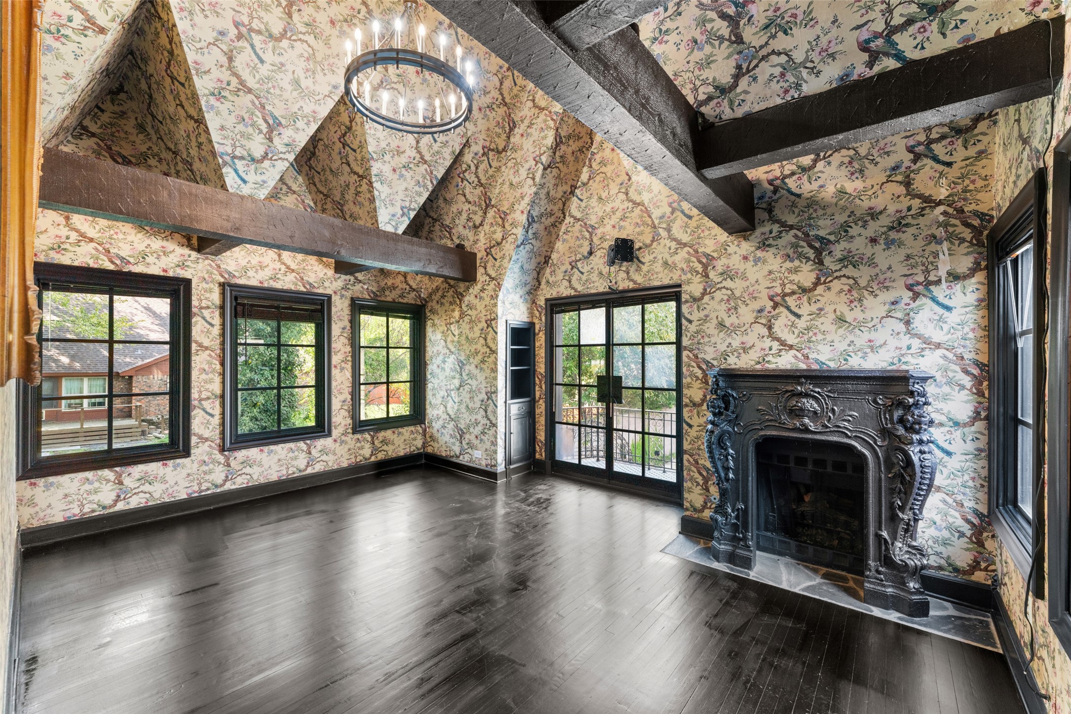 6941 Gaston Avenue, Dallas, TX, 75214