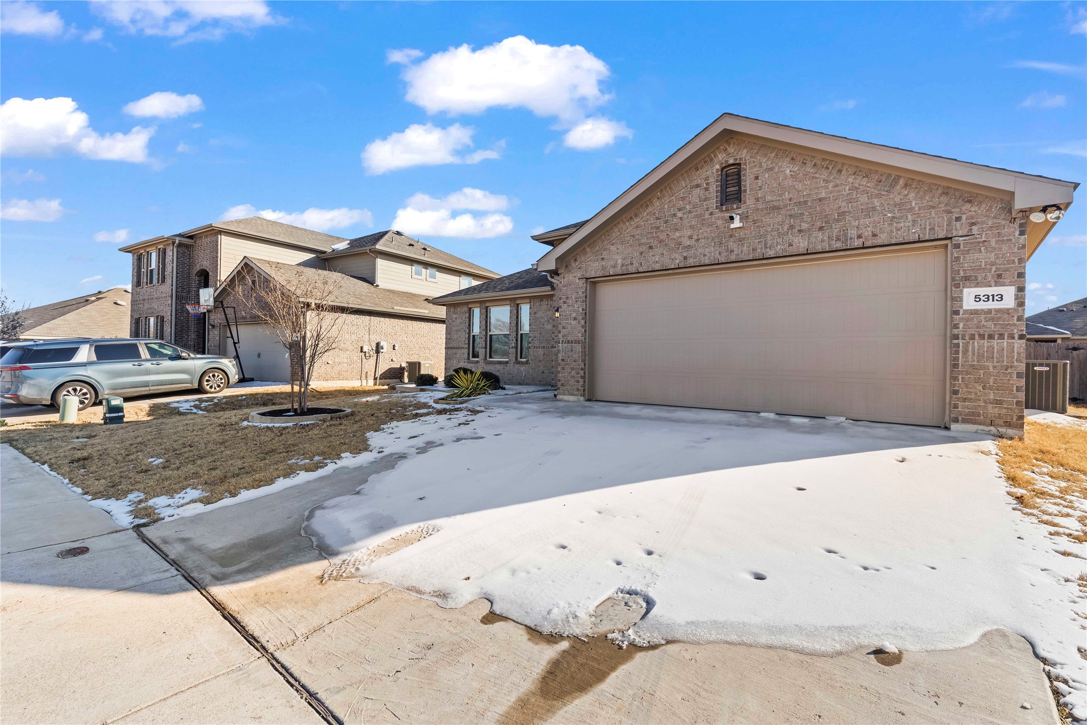5313 Creek Hill Lane, Fort Worth, TX, 76179
