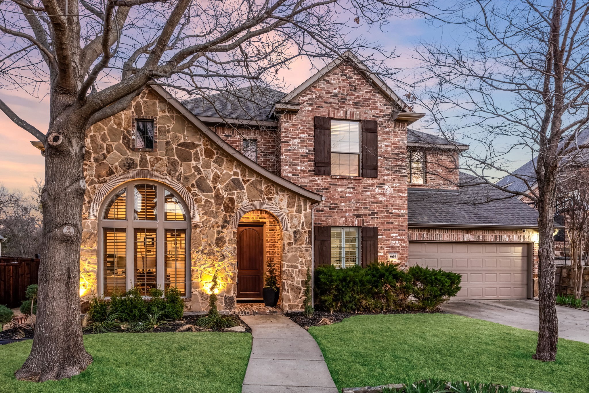 Property photo 01 of 8605 Herns Meadow Lane, Mckinney, TX 75071 | MLS #21173448