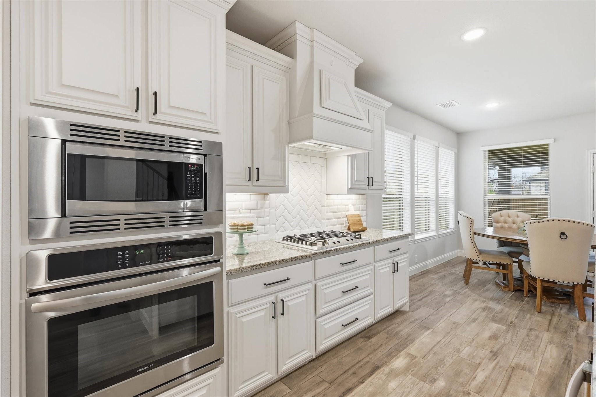 924 Timber Ridge Drive, Justin, TX, 76247