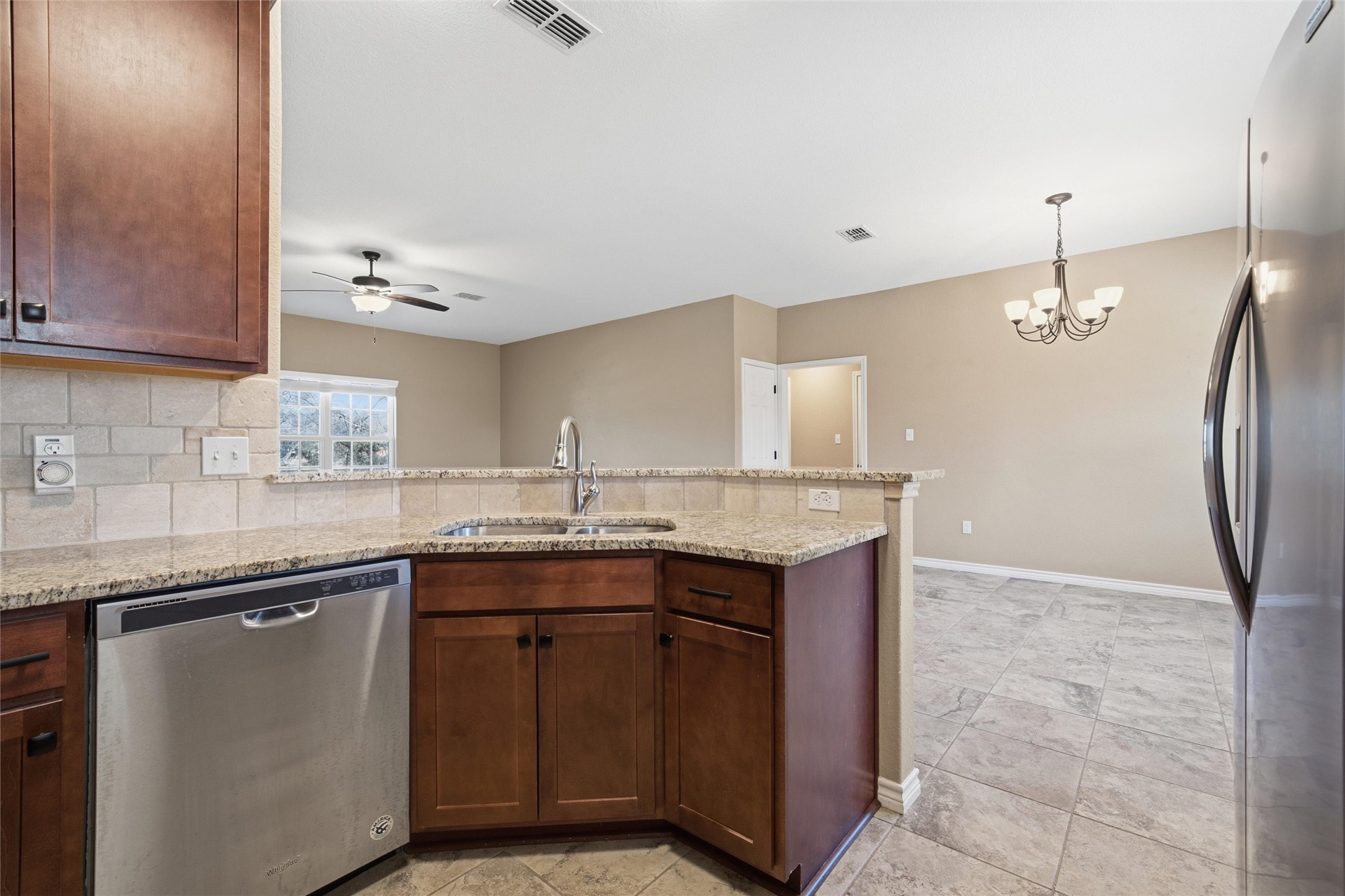 37 Buckskin Loop, Morgans Point Resort, TX, 76513