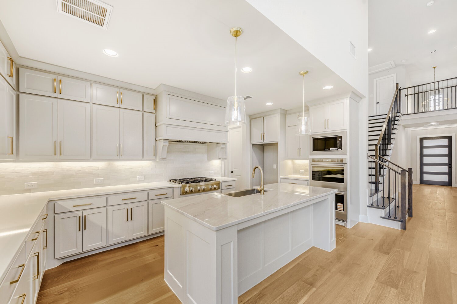 807 Open Range Drive, Mansfield, TX, 76063