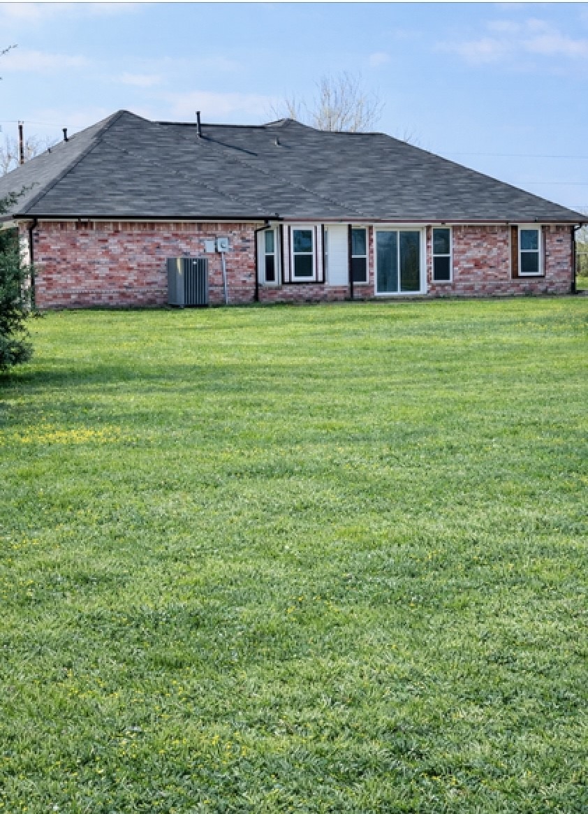 Property photo 02 of 990 Treehouse Lane Red, Oak, TX 75154 | MLS #21175188