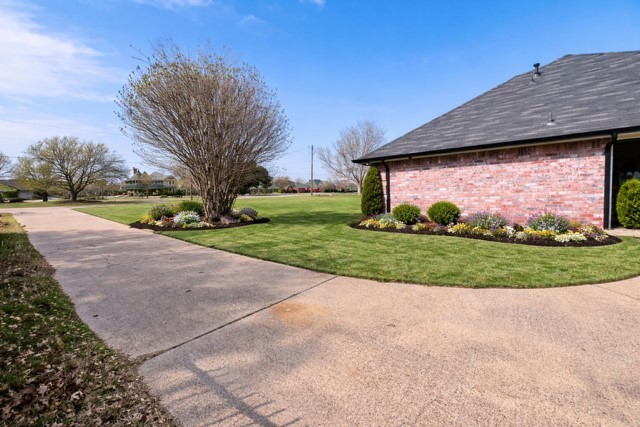 Property photo 04 of 990 Treehouse Lane Red, Oak, TX 75154 | MLS #21175188