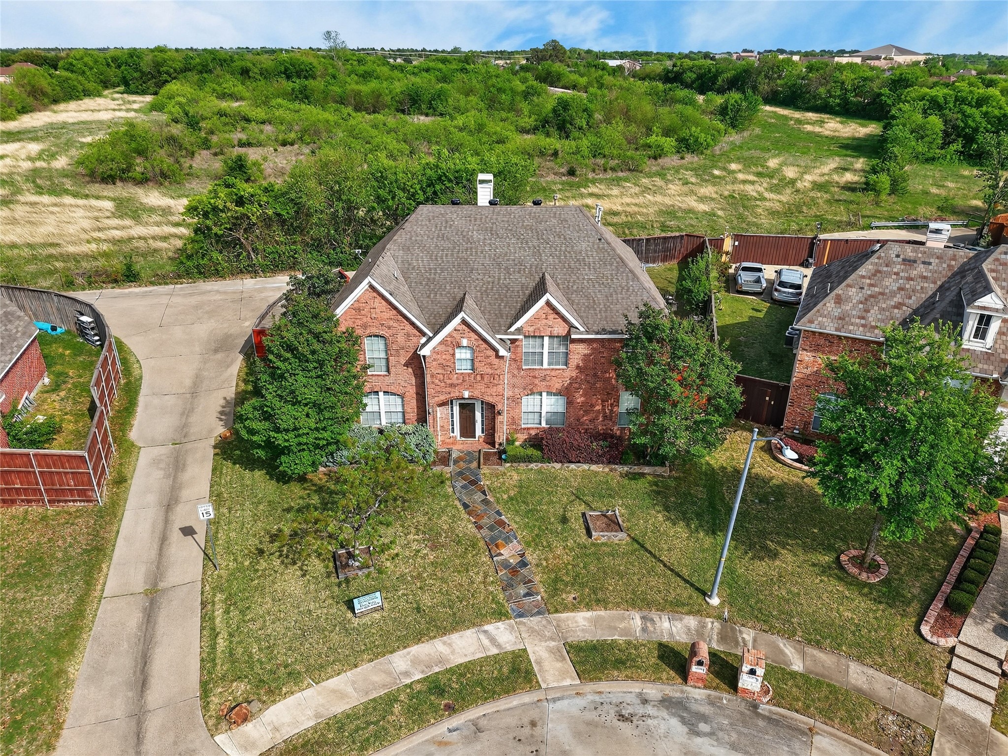 Property photo 02 of 3318 Chapelwood Drive, Sunnyvale, TX 75182 | MLS #21175392