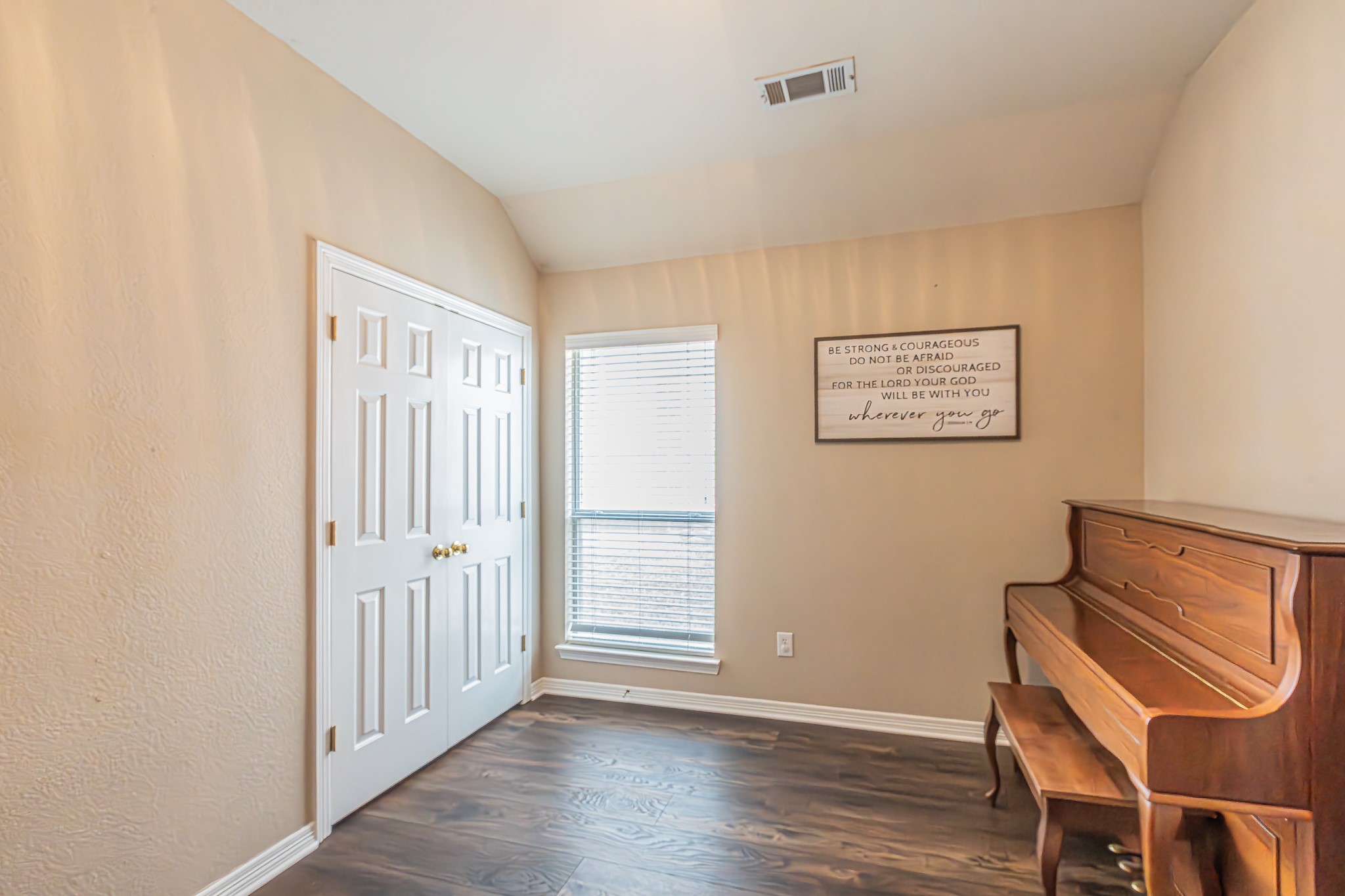 2878 Crestview Drive, Lewisville, TX, 75067