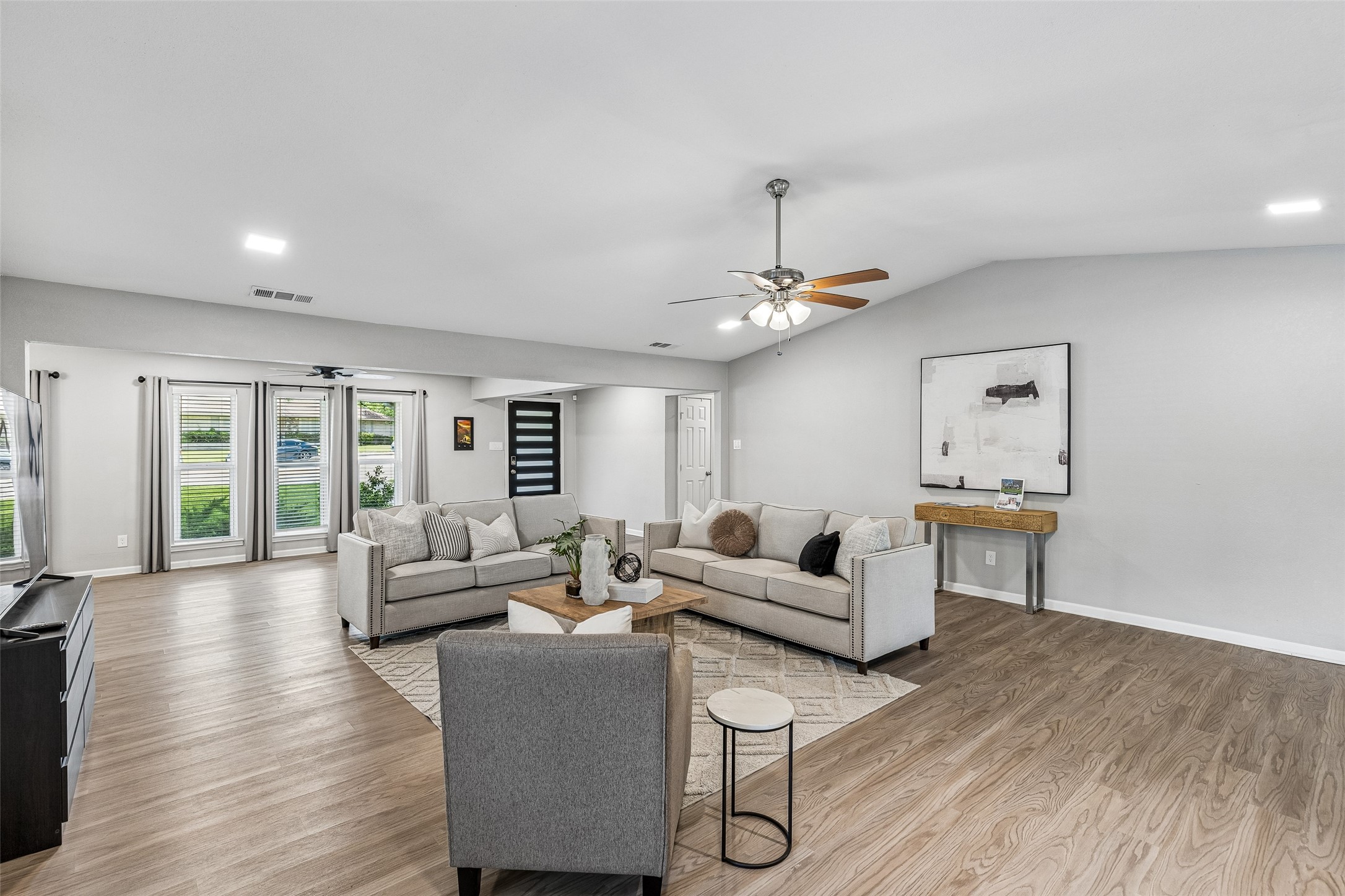 605 Meadow Heath Circle, Dallas, TX, 75232