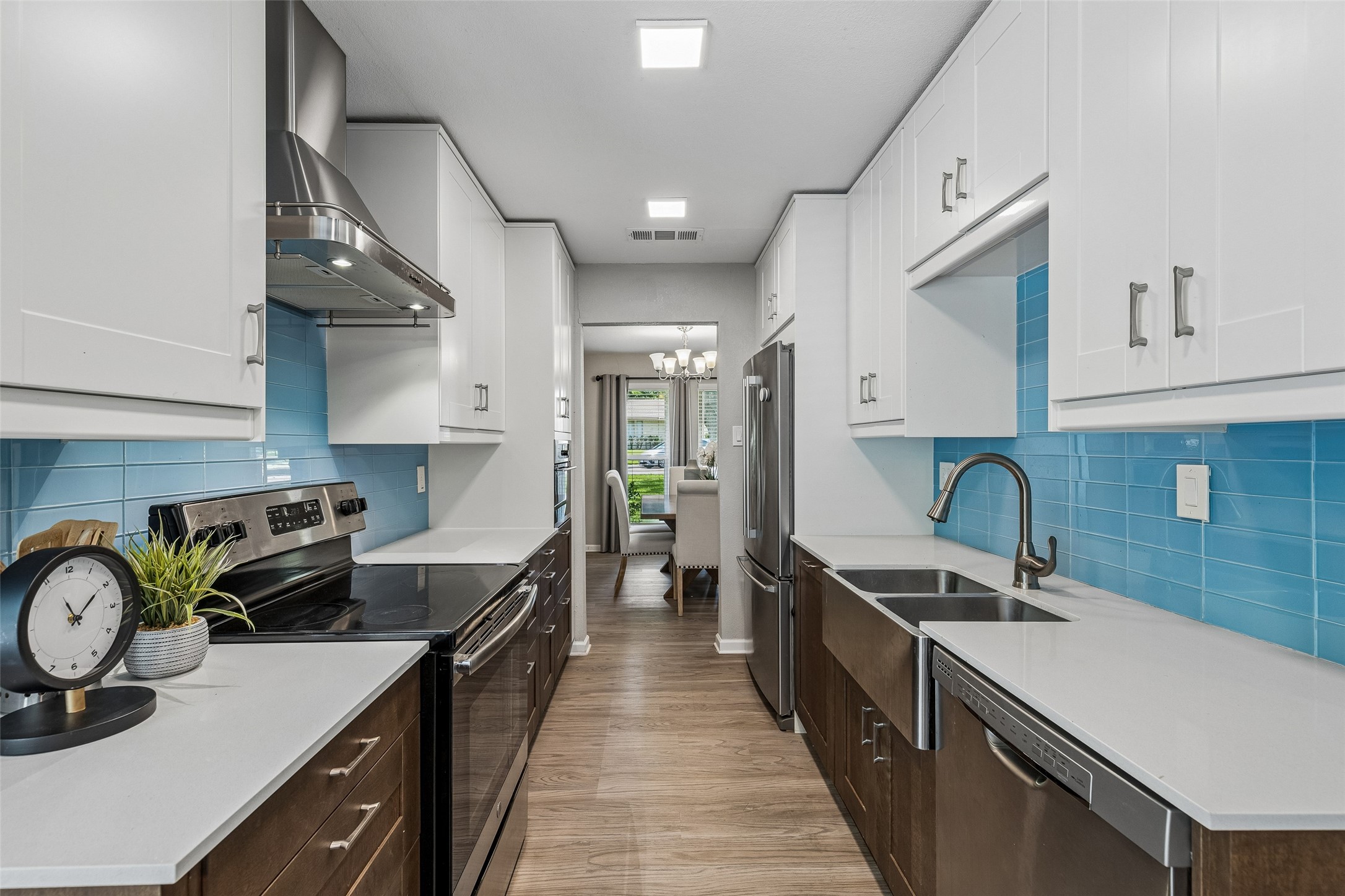605 Meadow Heath Circle, Dallas, TX, 75232