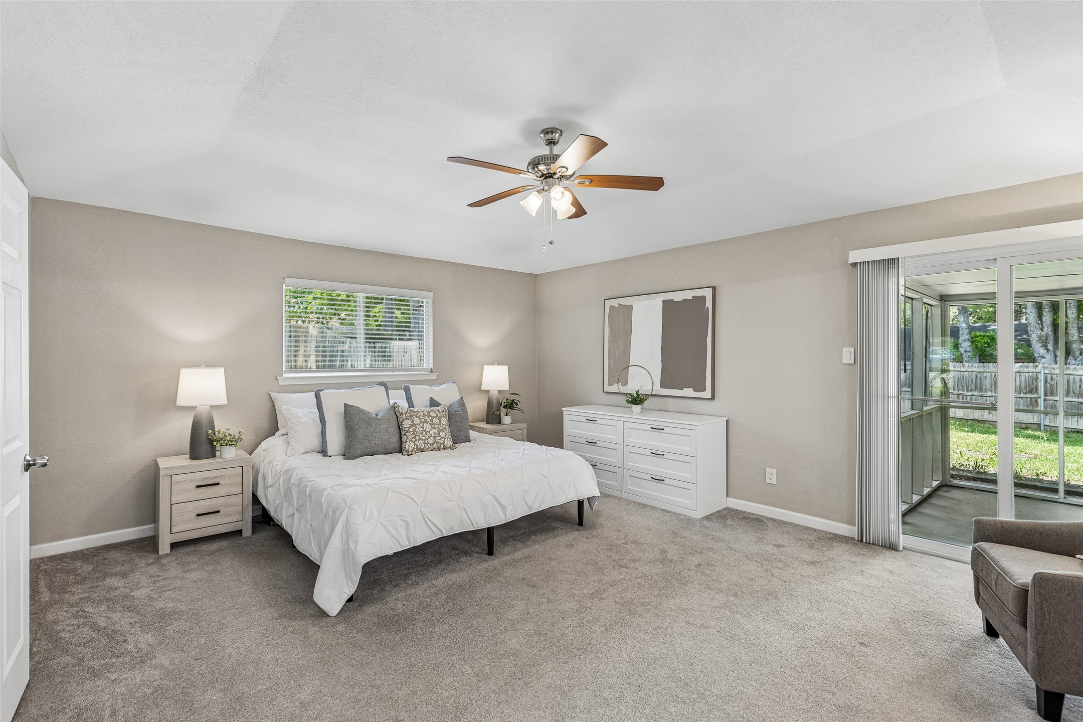605 Meadow Heath Circle, Dallas, TX, 75232