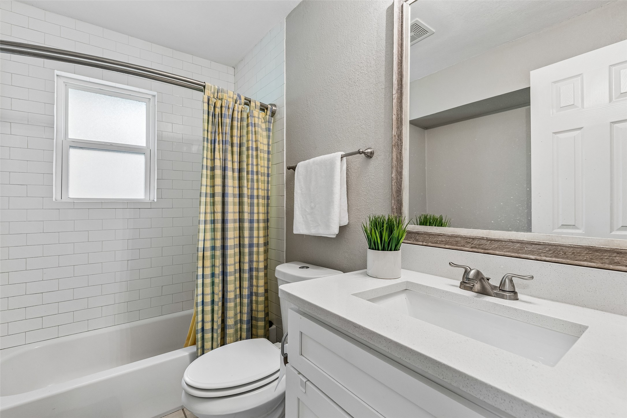 605 Meadow Heath Circle, Dallas, TX, 75232