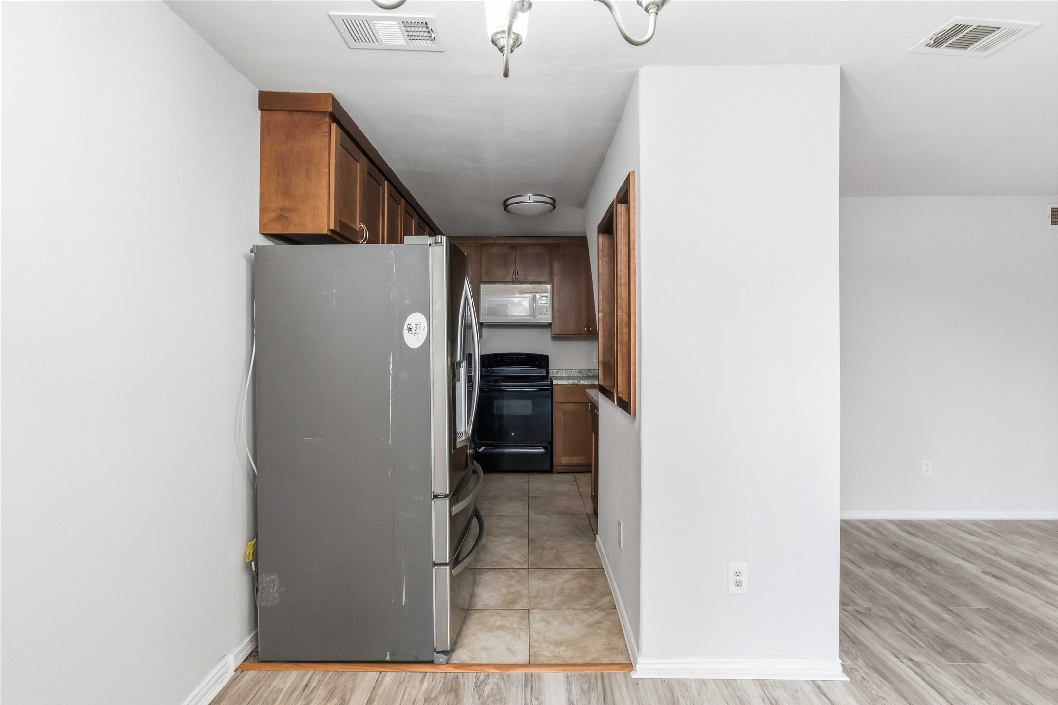 9809 Walnut Street UNIT&nbsp;E-107, Dallas, TX, 75243