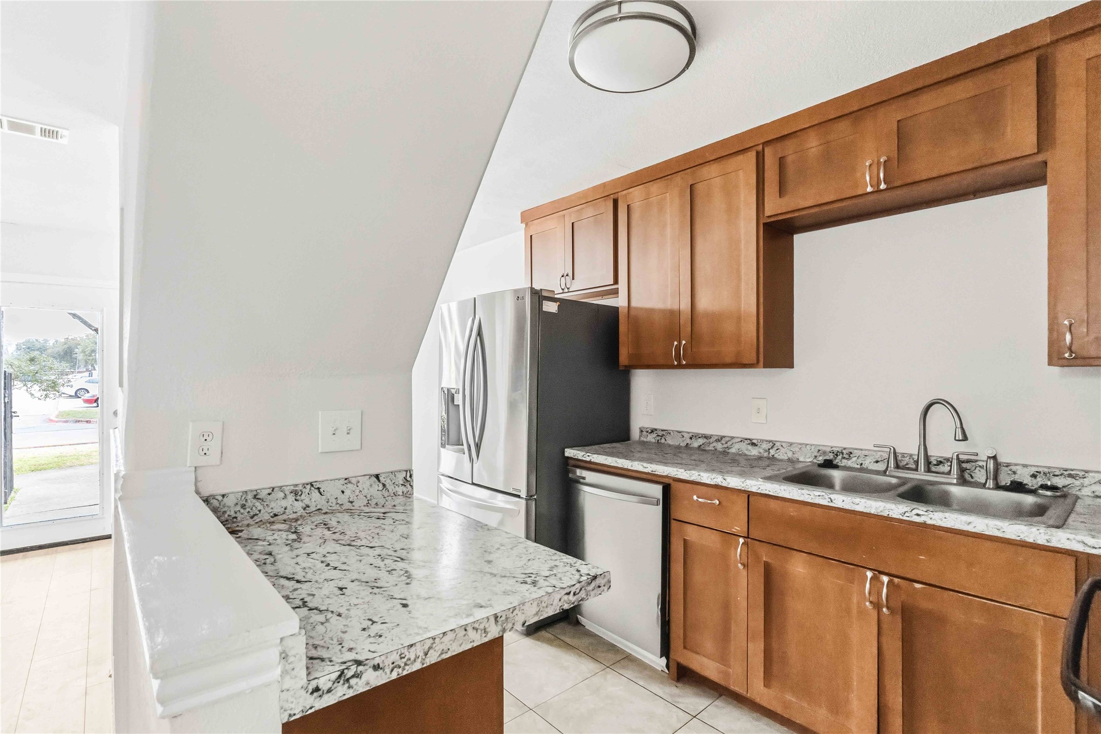 9809 Walnut Street UNIT&nbsp;E-107, Dallas, TX, 75243