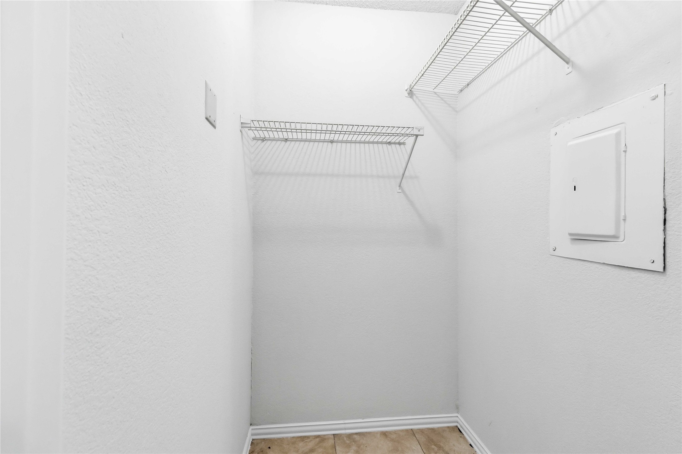 9809 Walnut Street UNIT&nbsp;E-107, Dallas, TX, 75243