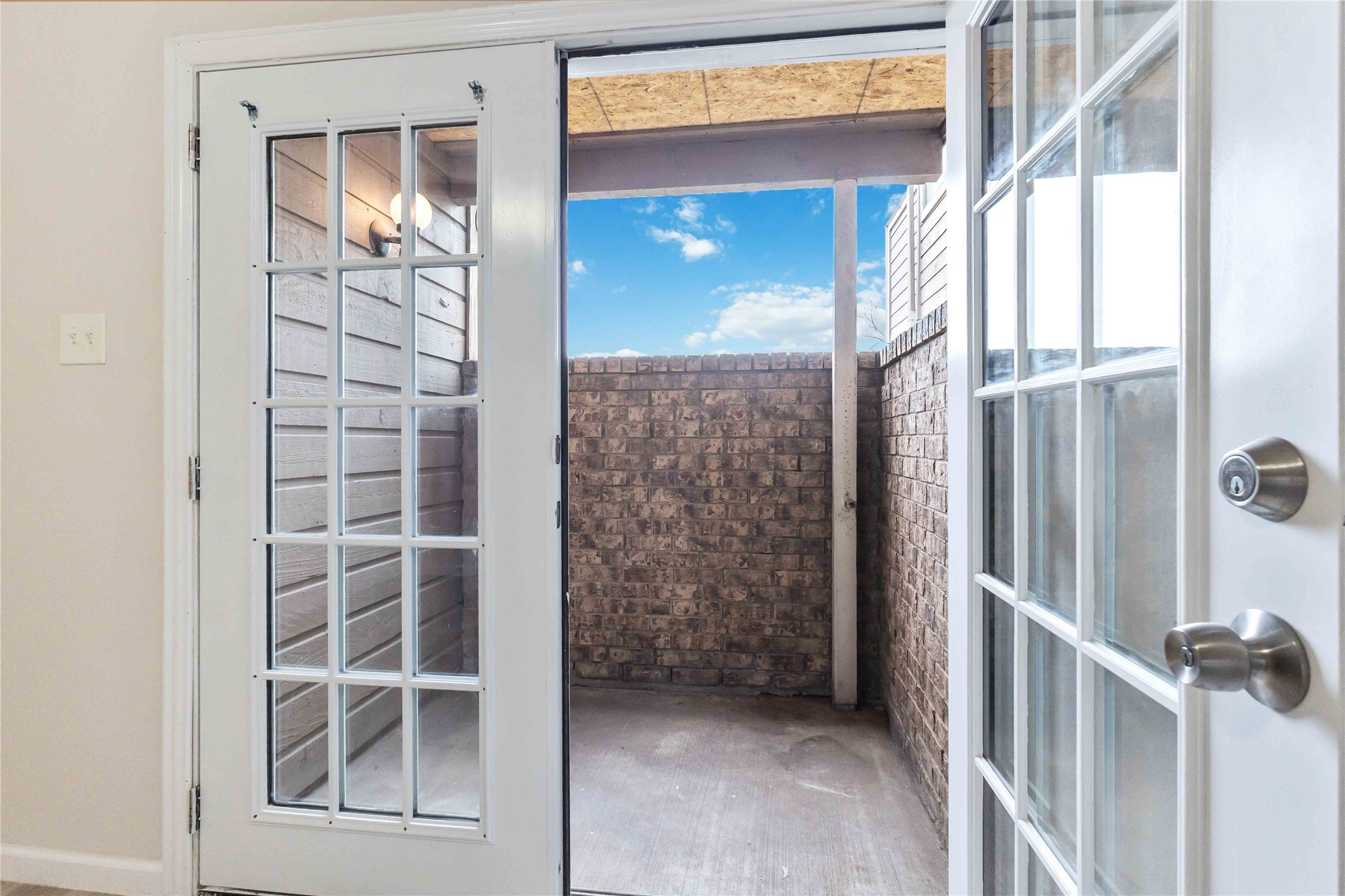 9809 Walnut Street UNIT&nbsp;E-107, Dallas, TX, 75243