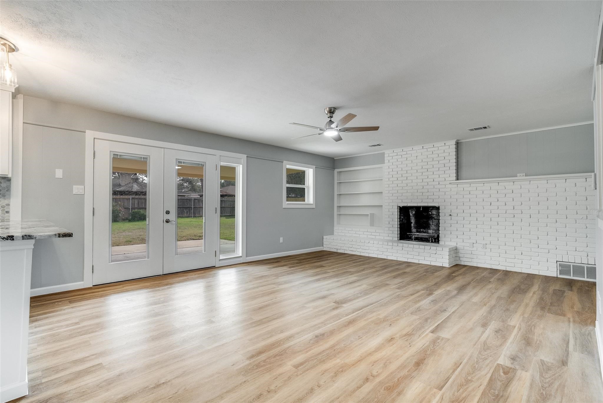 5113 South Drive, Fort Worth, TX, 76132