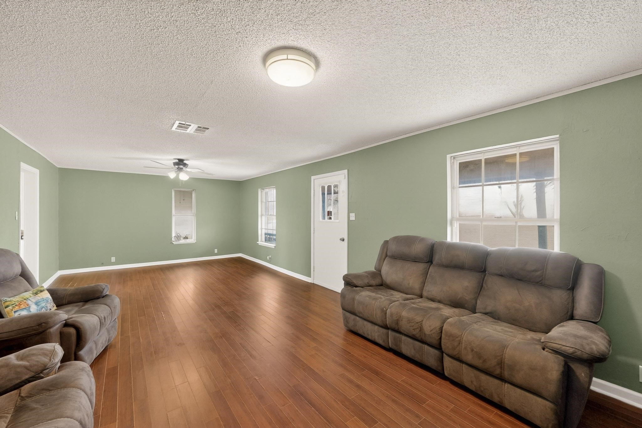 4405 Chisholm Trail, Crowley, TX, 76036