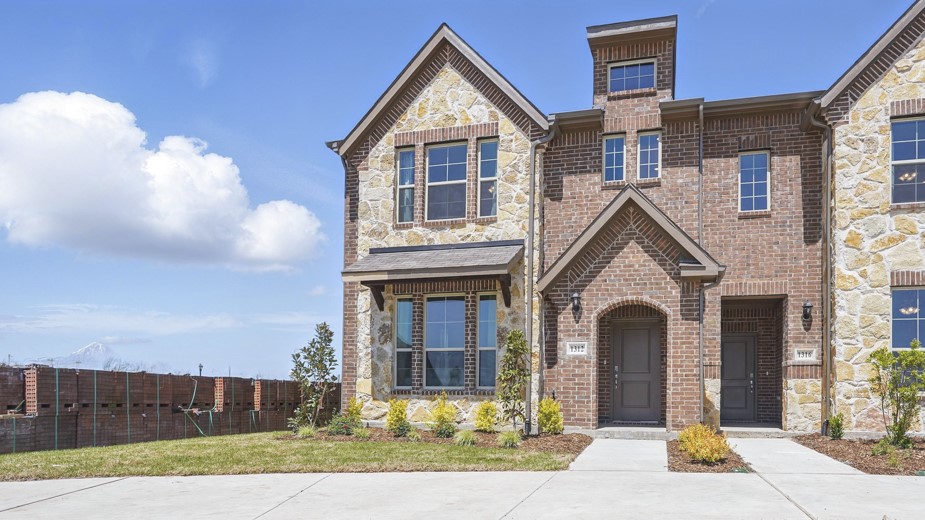 Property photo 02 of 1927 Hellams Lane, Royse City, TX 75189 | MLS #21177056