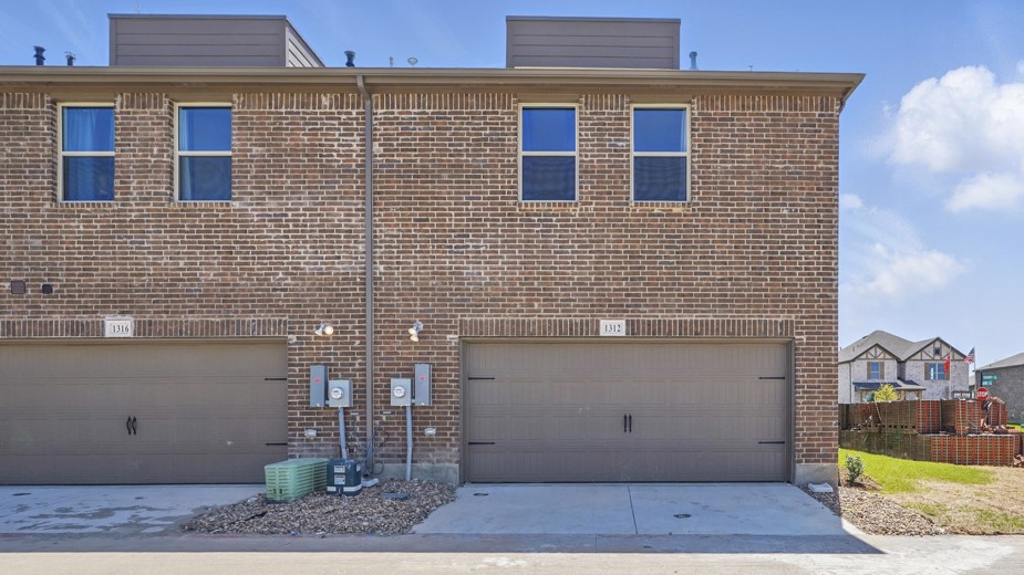 Property photo 03 of 1927 Hellams Lane, Royse City, TX 75189 | MLS #21177056