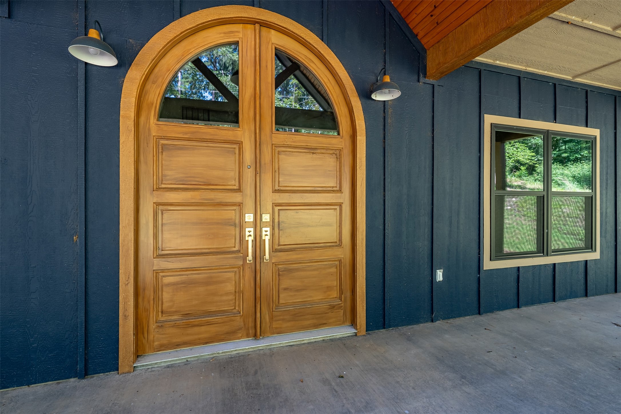 2133 E Holly Trail, Holly Lake Ranch, TX, 75765